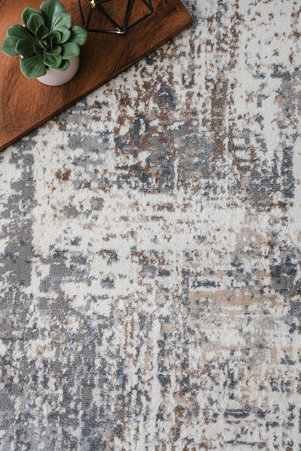 United Weavers Austin Elegance Grey Indoor Accent Rug – 5 ft. 3 in. x 7 ft. 2 in., Grey Modern Rug for Interiors. Rugs & Carpets