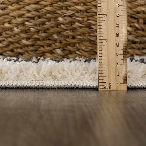 Miniatura 2 de Hauteloom Berber Shag Godalming - Alfombra rústica con borlas para sala de estar y dormitorio, de pelo alto, felpa mullida, peluda, suave y patrón