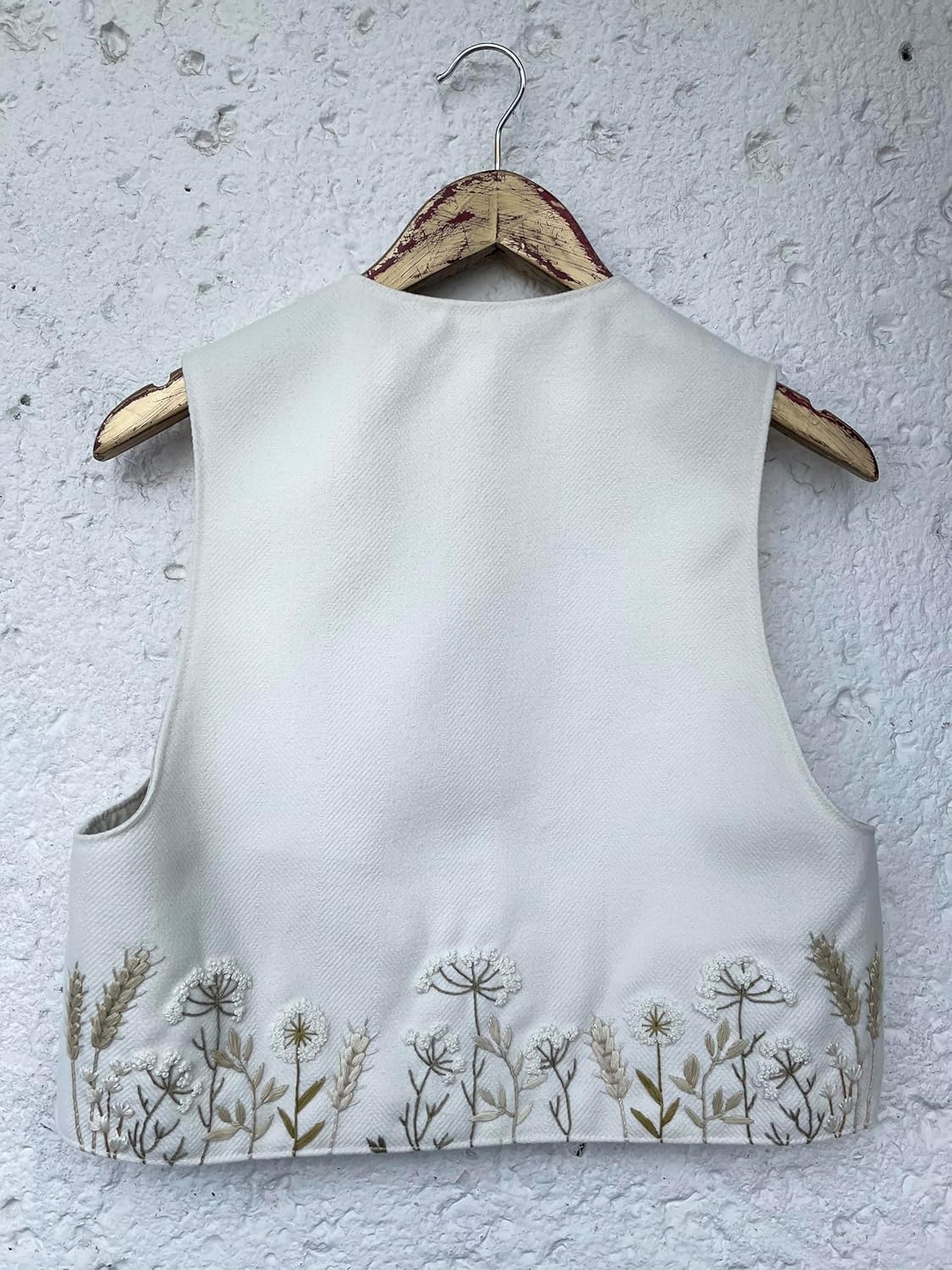 Vest with embroidery