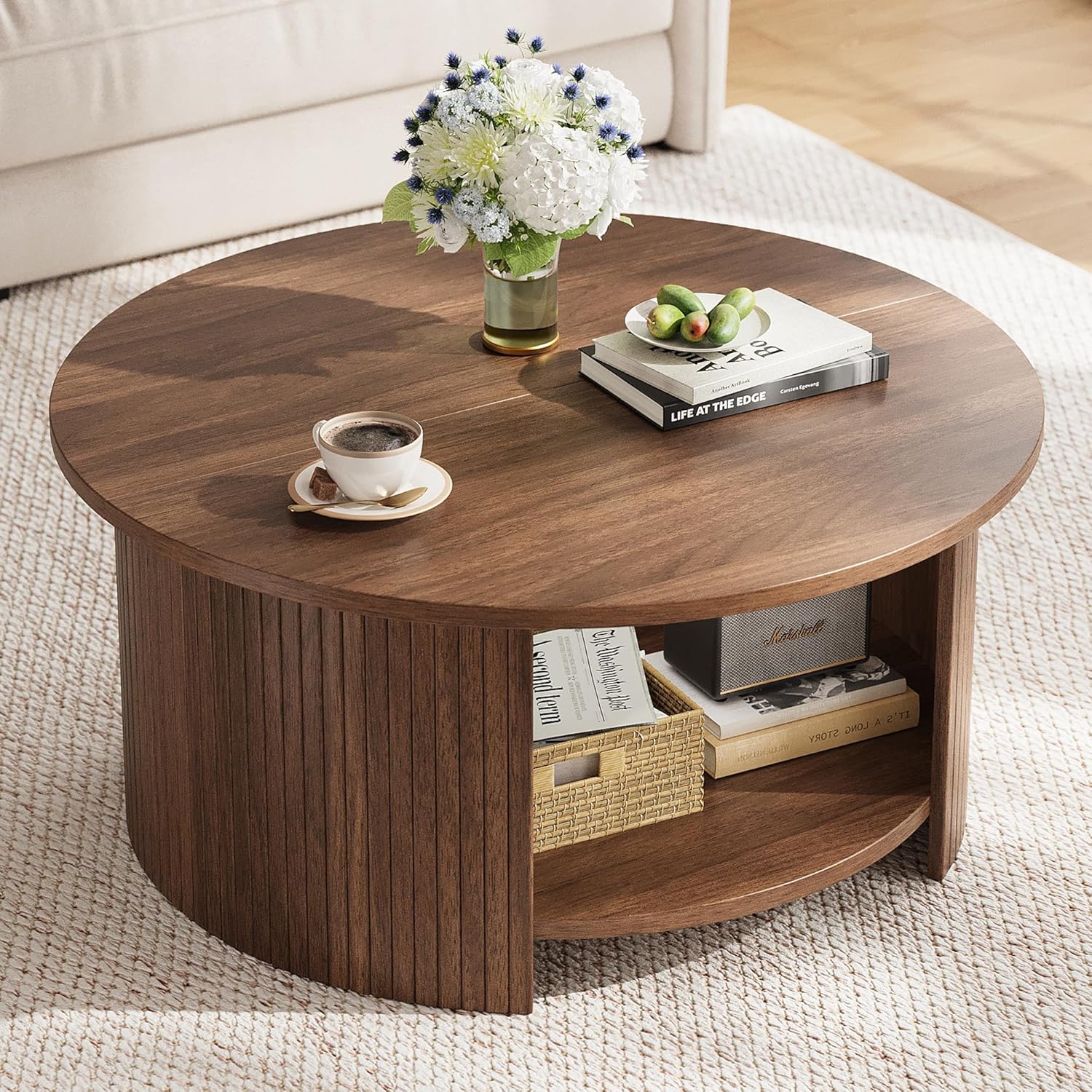 Round Coffee Table with Storage, 31.5" Modern Fluted Center Table, 2-Tier Mid Century Coffee Table, Wood Circle Table for Living Room, Home Office, Small Space, Oak