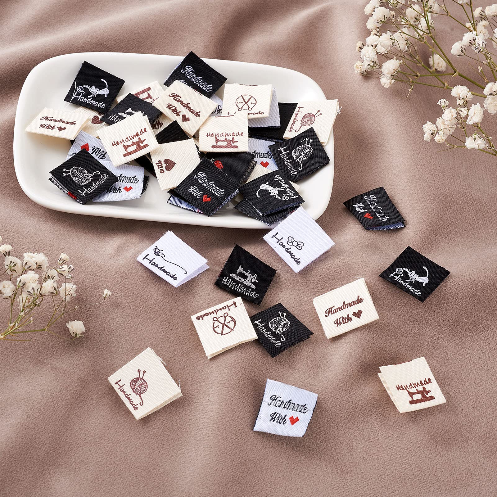 NUOBESTY Lot De 100 étiquettes En Tissu Faites à La Main En Polyester
