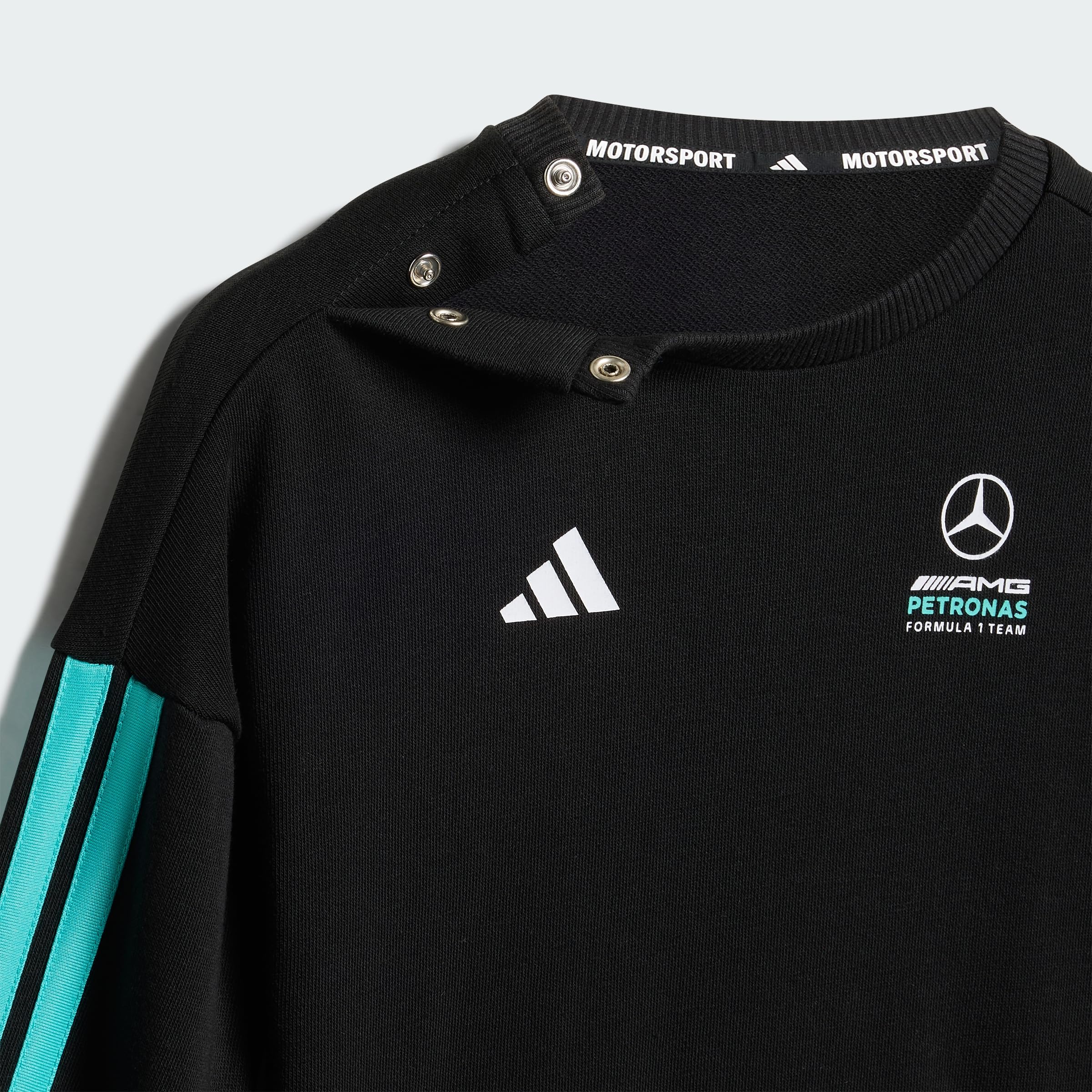 adidas Kids TUTA JOGGER A MANICHE LUNGHE MERCEDES-AMG PETRONAS FORMULA 1 TEAM DNA NEONATO