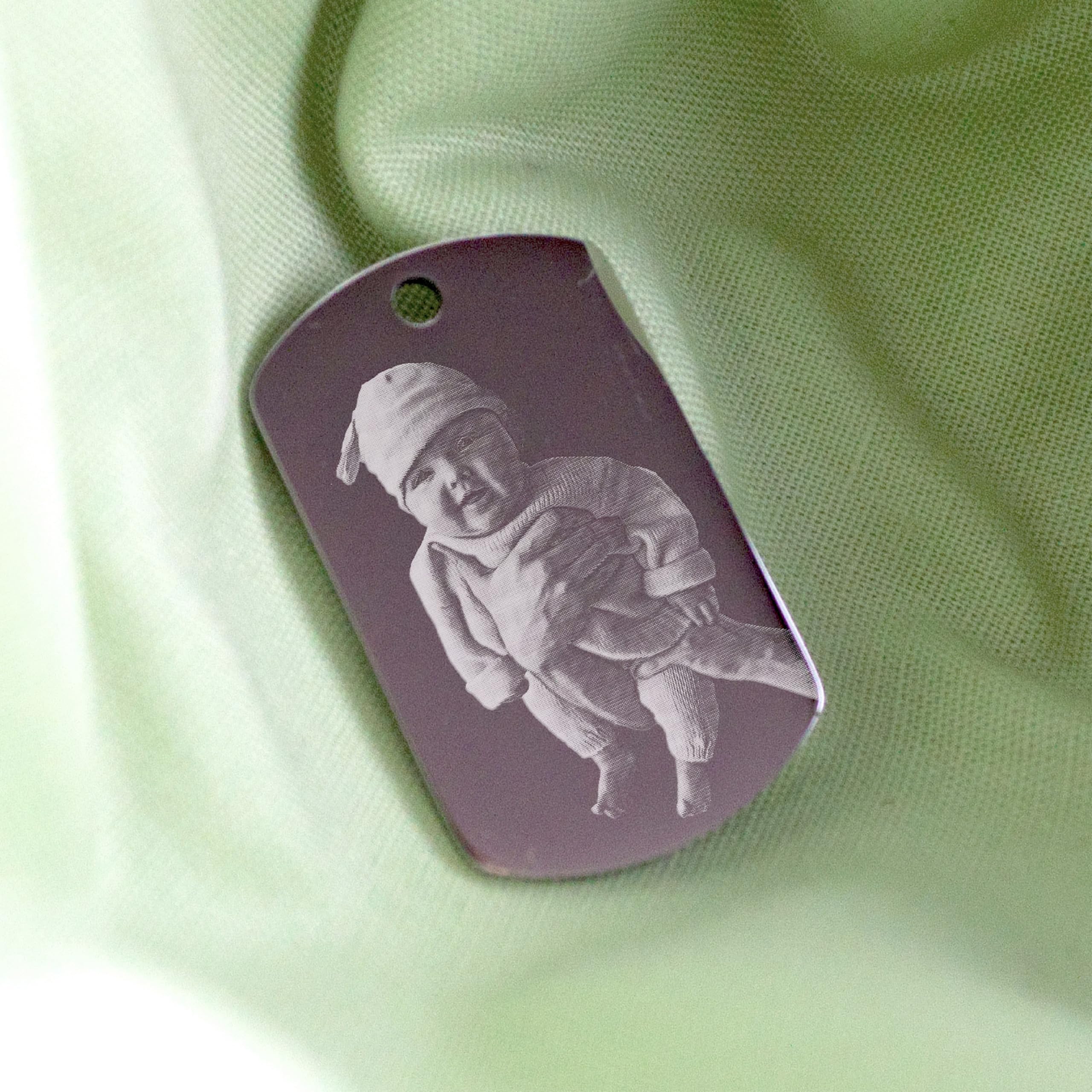 Dog-Tag Kette mit Foto-Gravur I Ihr Bild + Text gravieren I Personalisierter Ketten-Anhänger mit Kugelkette