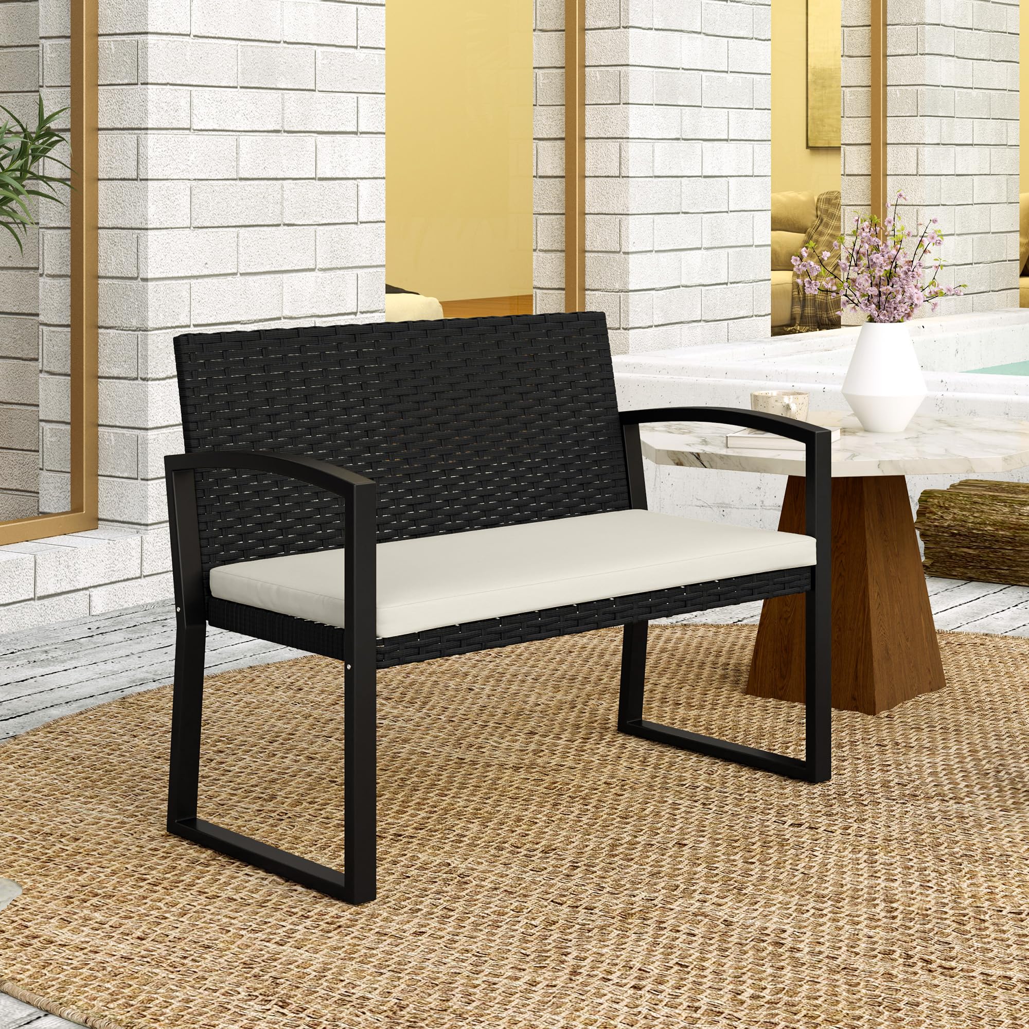 Outsunny Banco de Jardín de Ratán Sintético de 2 Plazas Banco de Exterior con Cojín y Reposabrazos Carga 240 kg para Terraza Patio 103x58x78 cm Negro y Beige