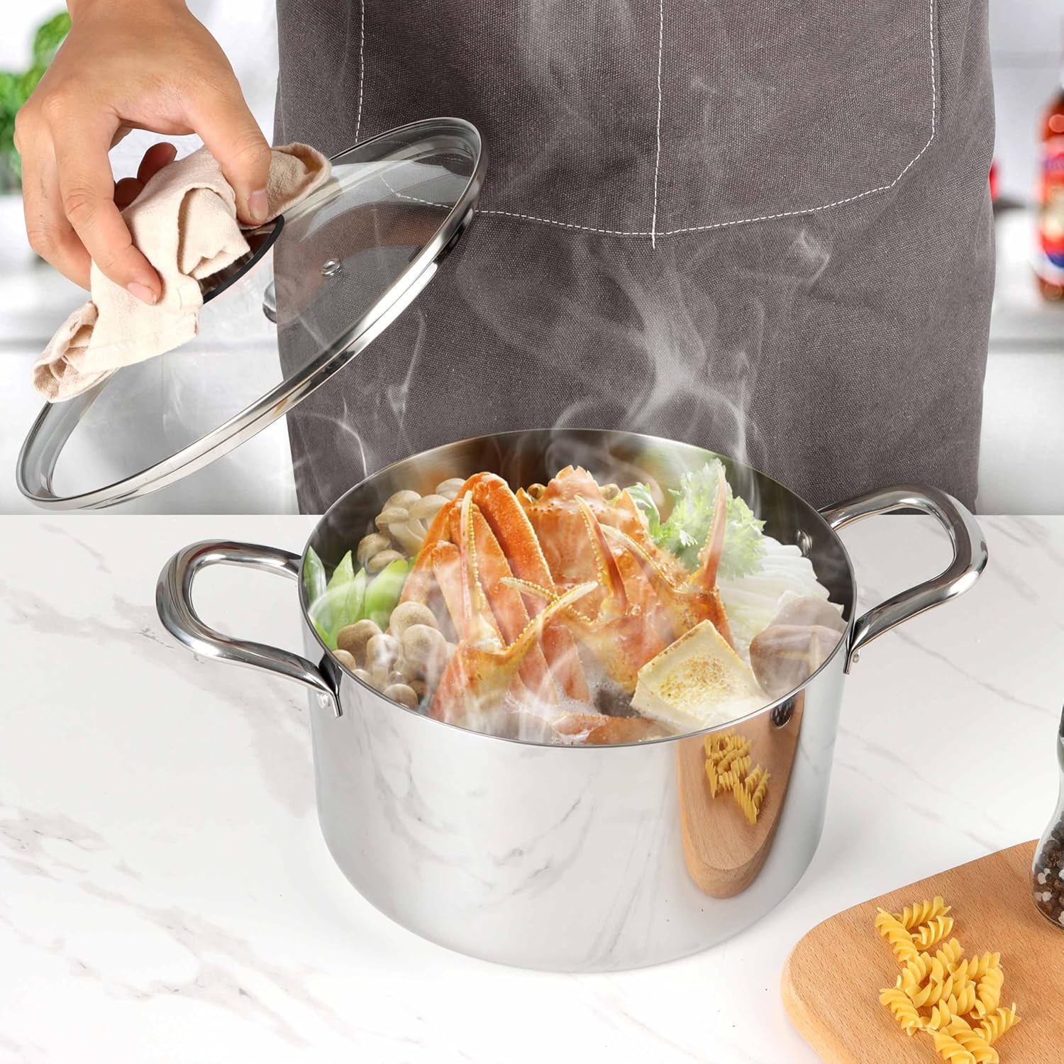 Herogo 6 Quart Stock Pot, 18/10 Stainless Steel Pasta Stockpot with Lid, 6 QT Cooking Pot with Handles, Tri-Ply Stockpot for Induction Gas Electric Stove, Dishwasher Safe