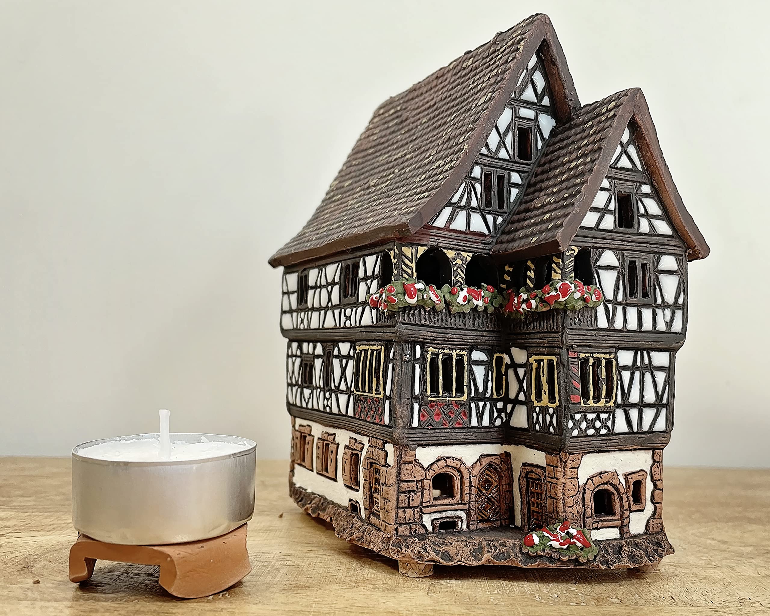 Ceramiczny świecznik do podgrzewaczy we Francji, dom w Kaysersbergu mały rozmiar A236AR
