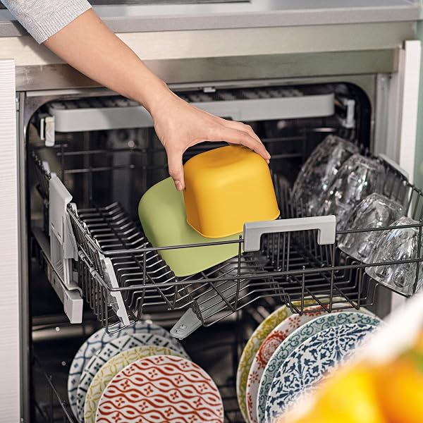 Guzzini - Kitchen Active Design, STORE&MORE BIO, Contenitore Ermetico Basso per Frigo/Freezer/Microonde (S) - Rosa Fiori di Pesco, 12,2 x 12,2 x h6,8 cm | 450cc - 170719251 - 5