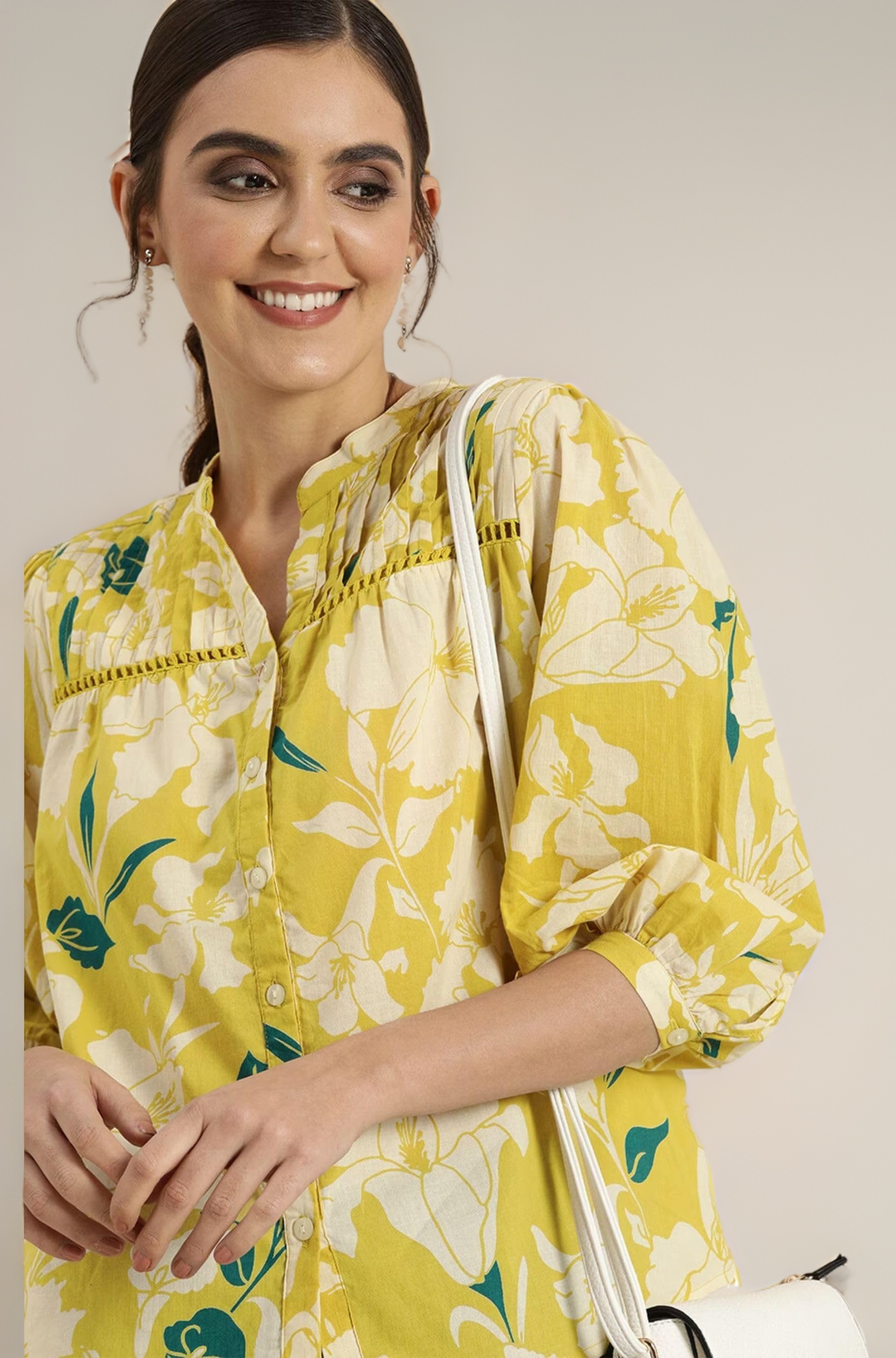 rytras Women Cotton Floral Regular Fit Tunic Shirt