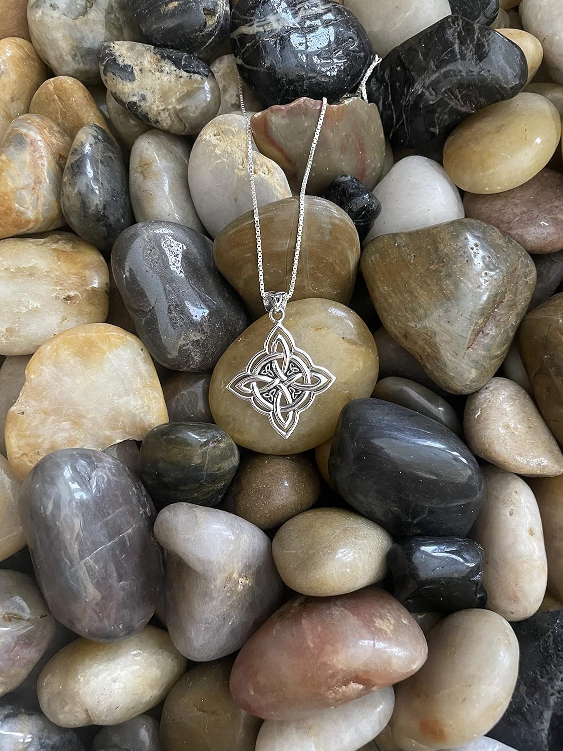 Miniatura 5 de Jewelry Trends Collar con colgante de círculo de la vida de plata de ley con nudo de Trinidad celta de 18 pulgadas Metal no conocido