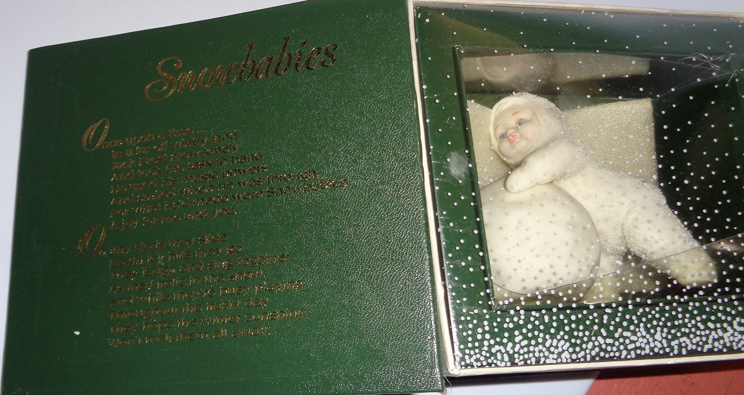 SNOWBABIES "I'M MAKING SNOWBALLS"