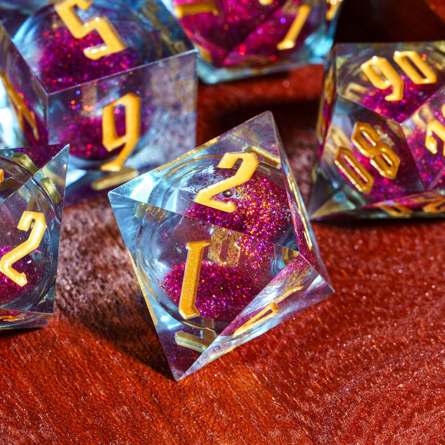 Cusdie Handmade DND Dice, Liquid Core Dice Set D&D Quicksand Sharp Dice, 7 PCs Transparent Polyhedral Dice Set for RPG Other Table Games(Purple and Orange)