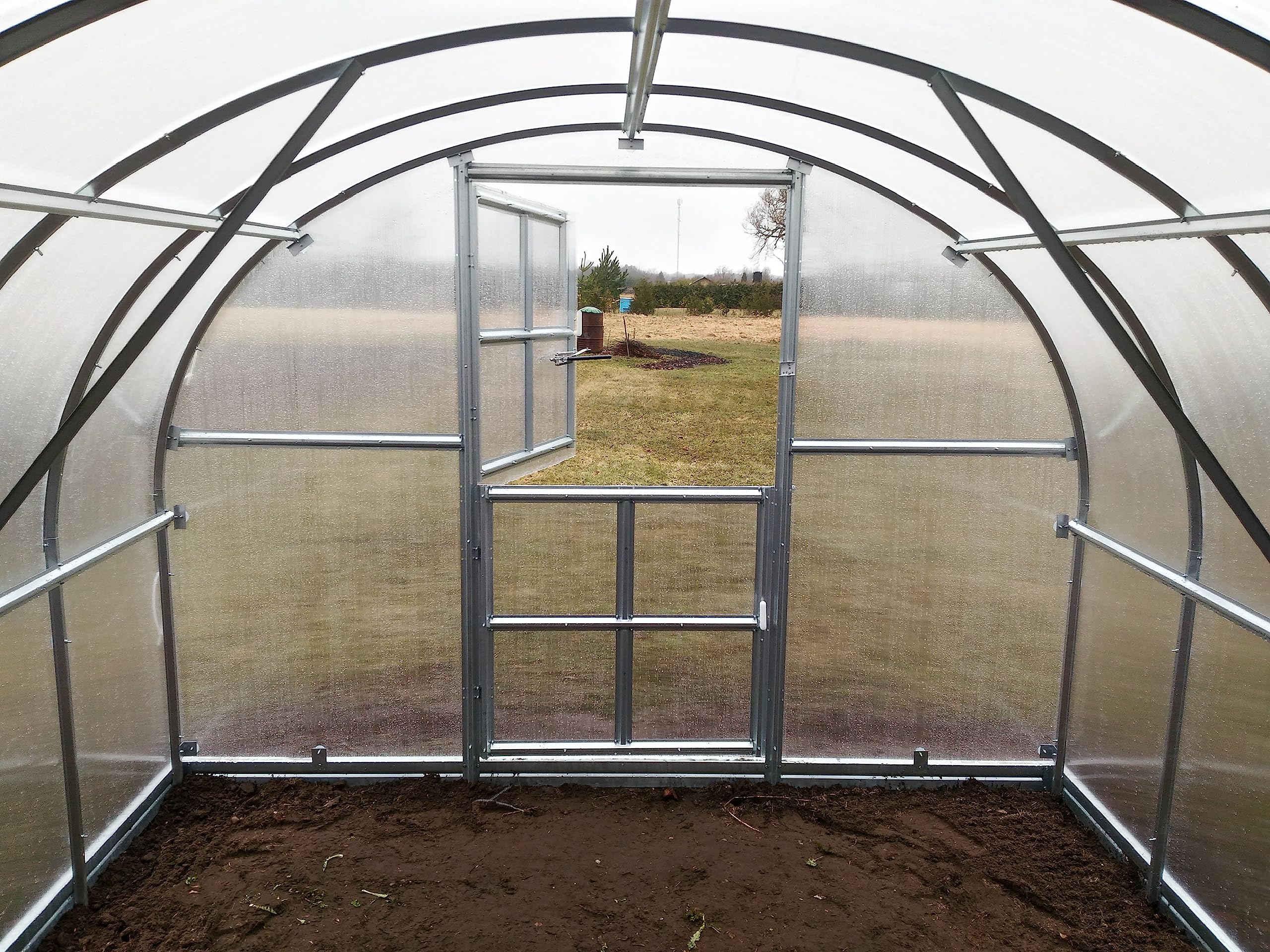 Serre KLASIKA 18 (3 x 6 m) avec fondations et polycarbonate 6 mm
