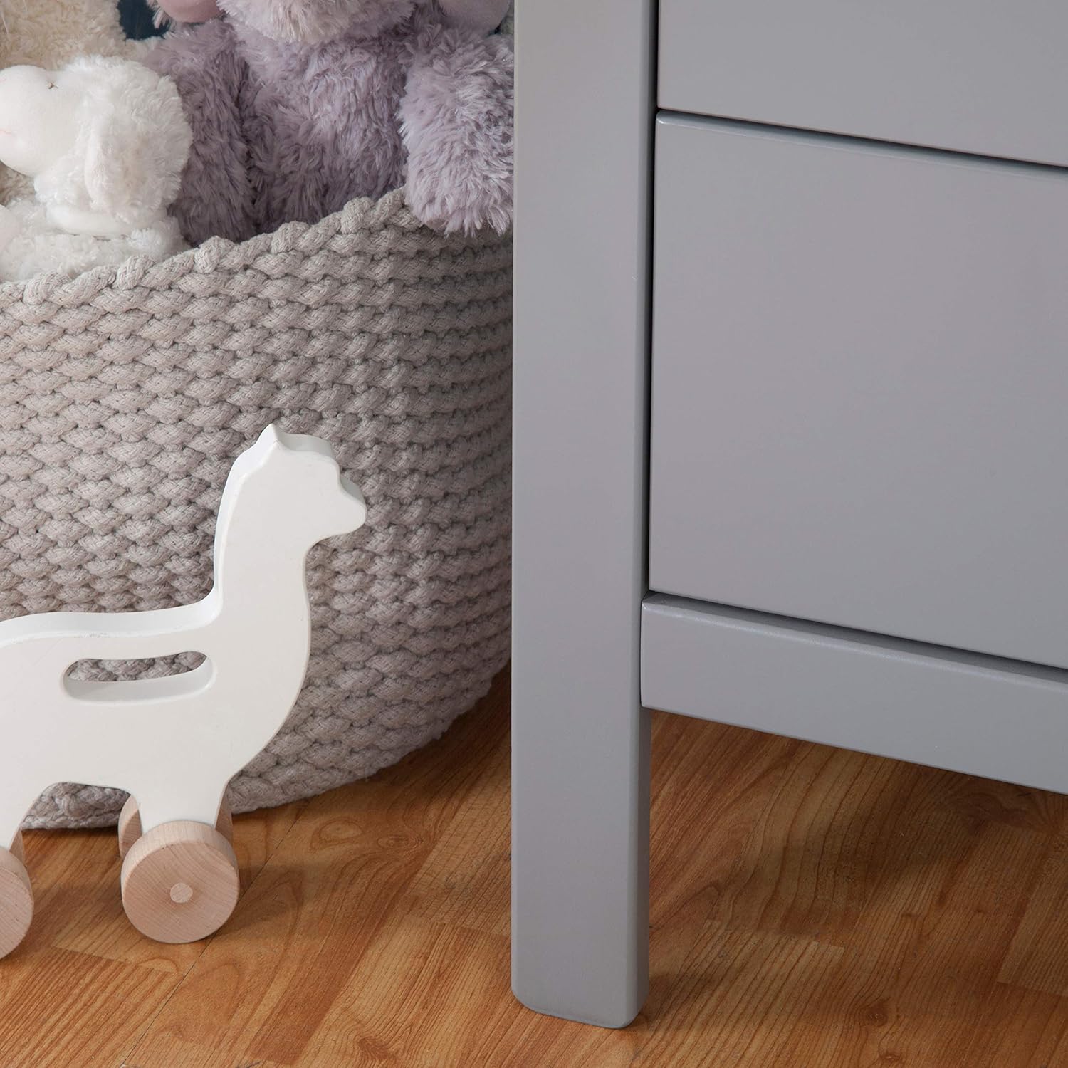 Carter's by DaVinci Colby 3-Drawer Dresser in Grey : Baby