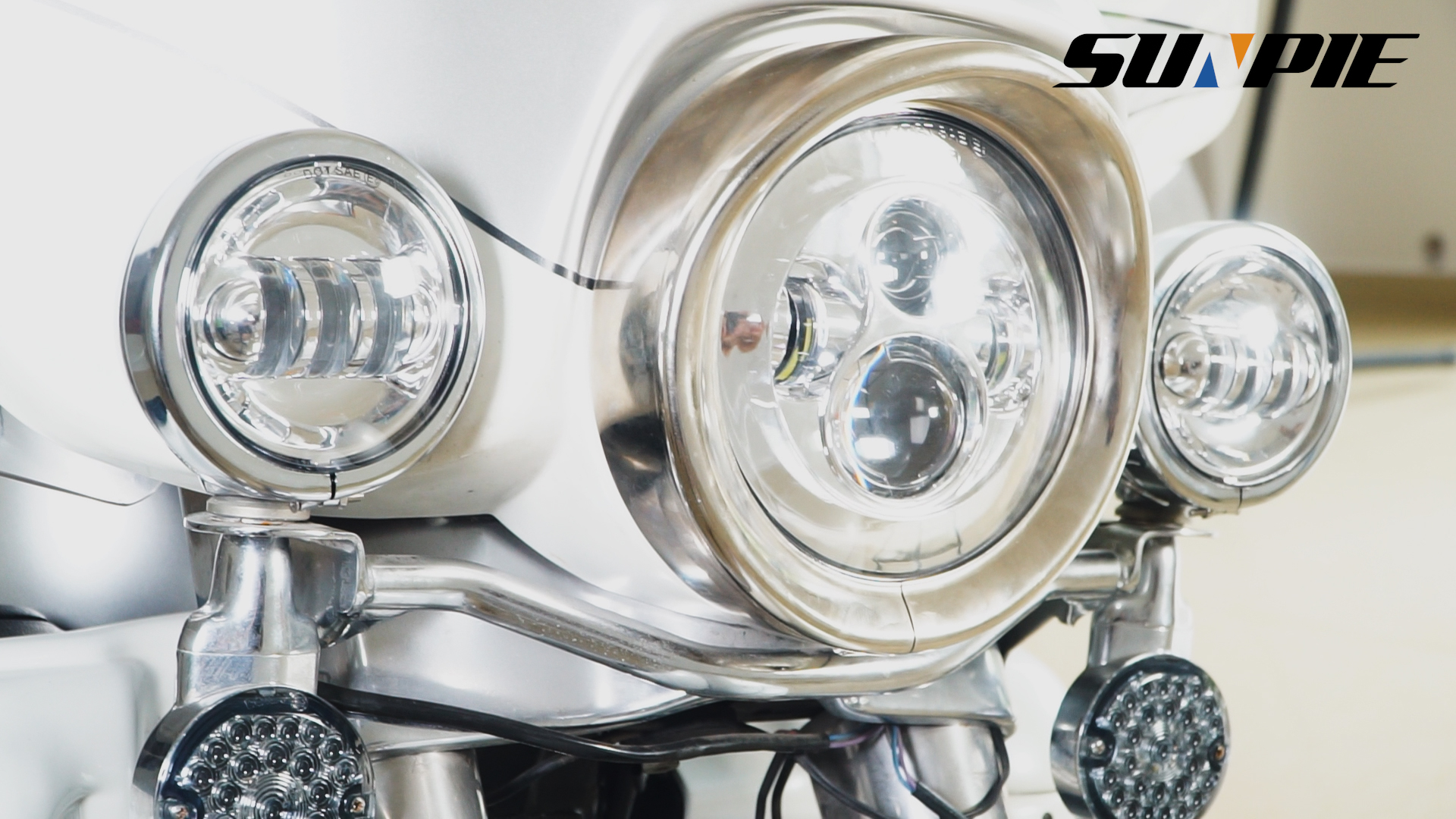 HEAD ＳＧ　213cm R45 Amazon.com: SUNPIE 7 inch Head light Compatible with H_arley