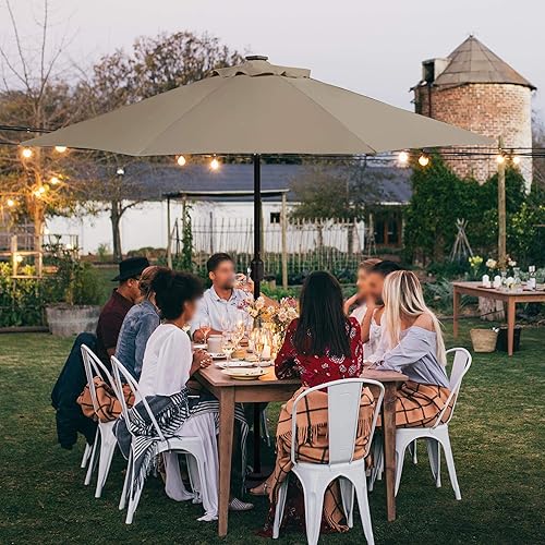 Miniatura 5 de Yaheetech Sombrilla de patio con energía solar de 9 pies, sombrilla de mesa de mercado con protección UV con 32 luces LED y sistema de elevación de