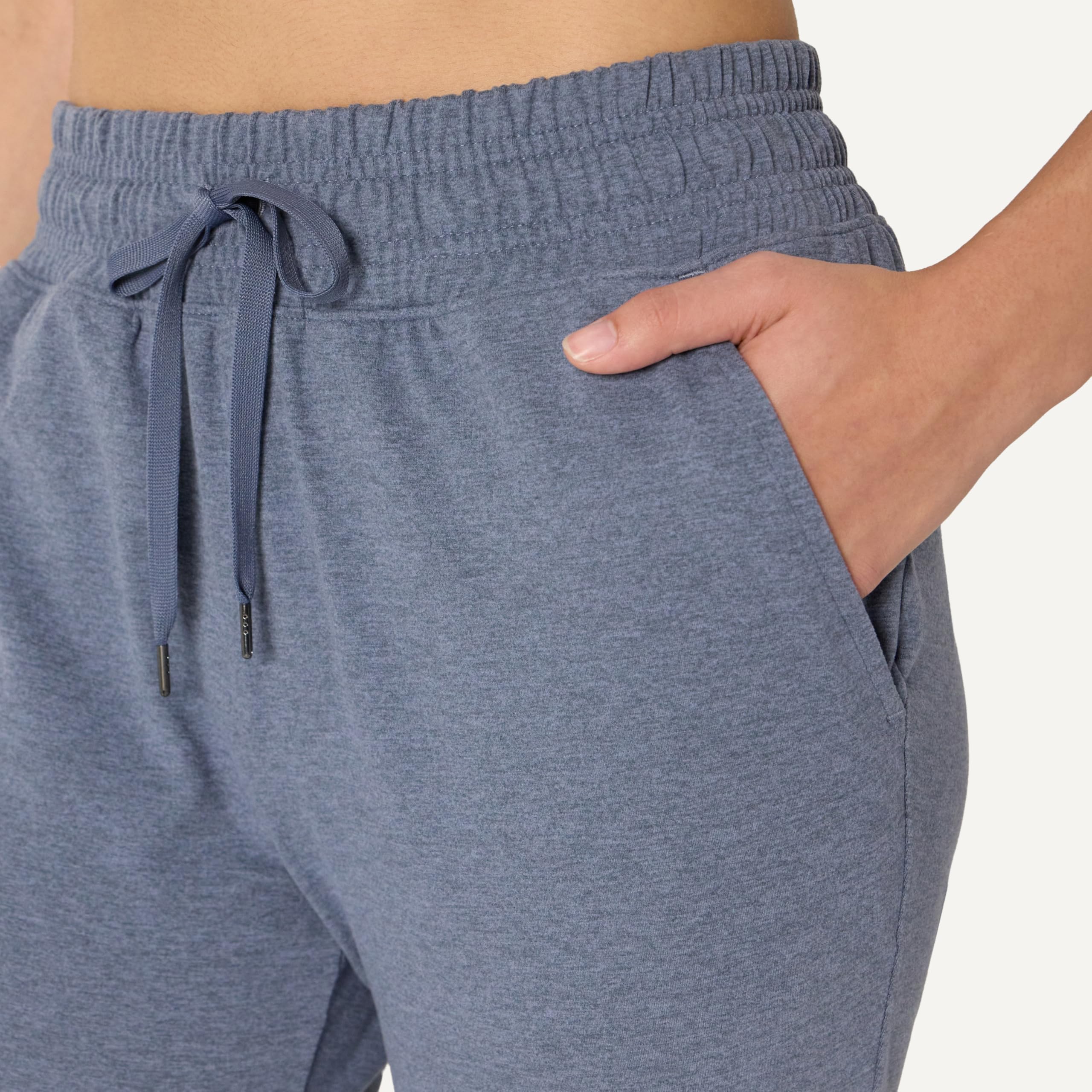 Amazon Essentials Damen Athletische, Weiche, Leichte Stretch-Trainings-Jogginghose Trainingshose