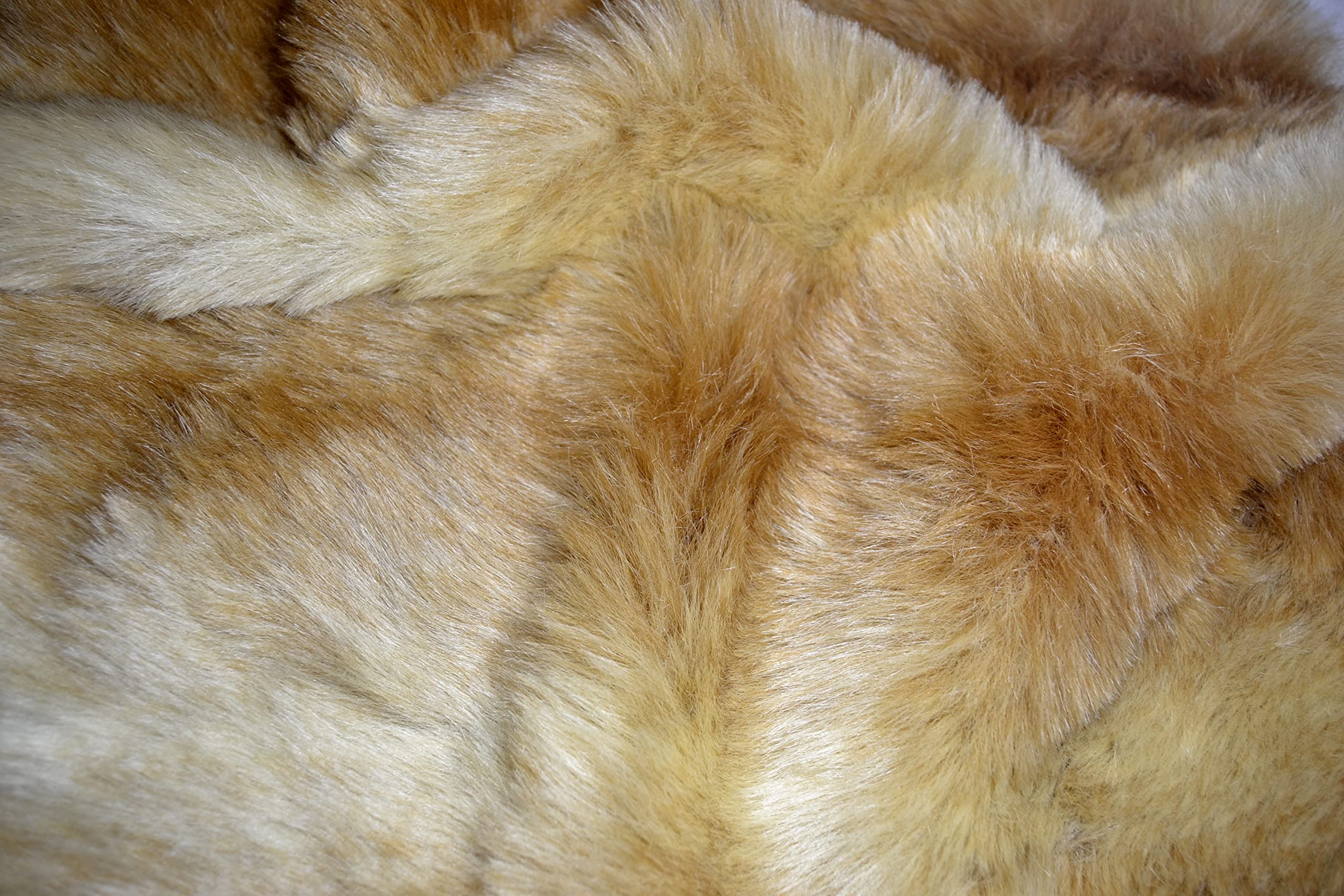 celloexpress Brown Ombre Wolf Plush Fur - 25mm Pile Teddy Bear & Soft Toy Making Faux Animal Fabric (1/2m - 50cm x 150cm)
