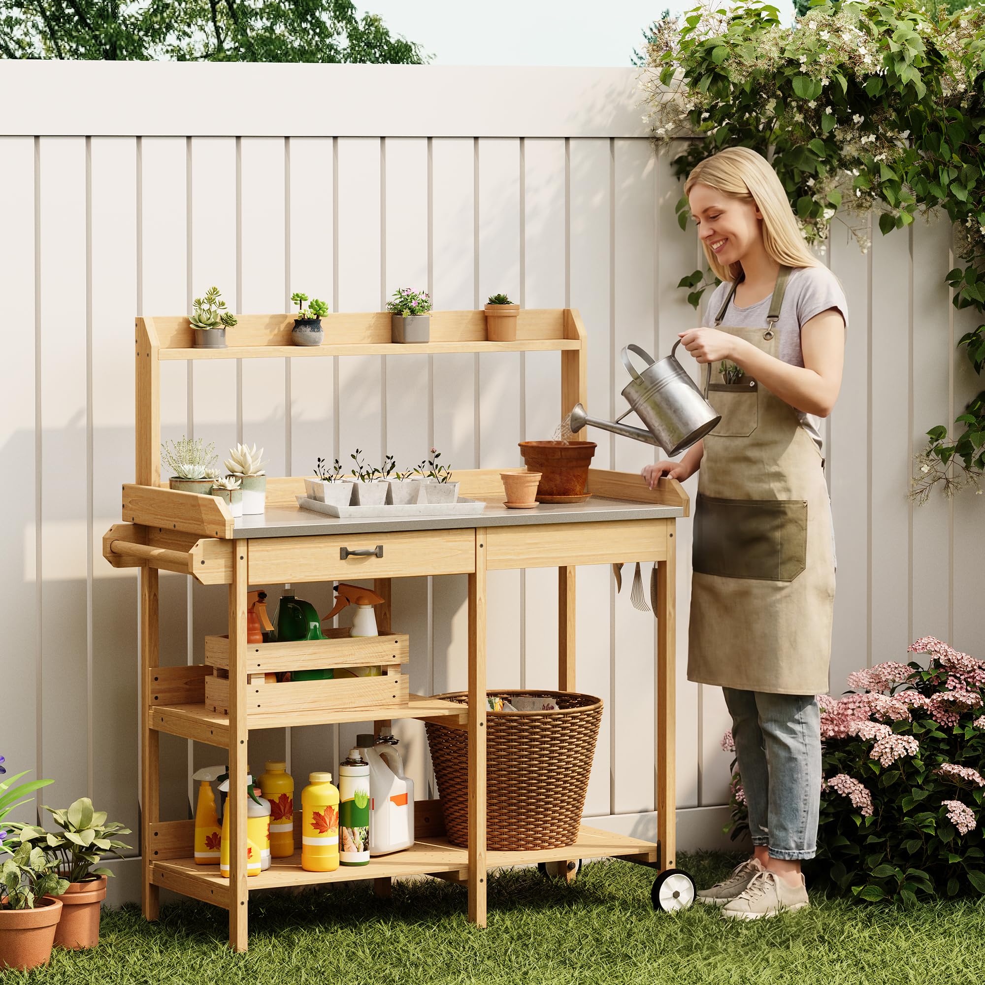 Xbro Mesa de Jardinería con Ruedas, Mesa para Plantas de Madera con Encimera de Metal Galvanizado, Cajón, Estantes y Ganchos para Balcón, Terraza, Jardín, 112 x 43 x 121 cm, (Retro)