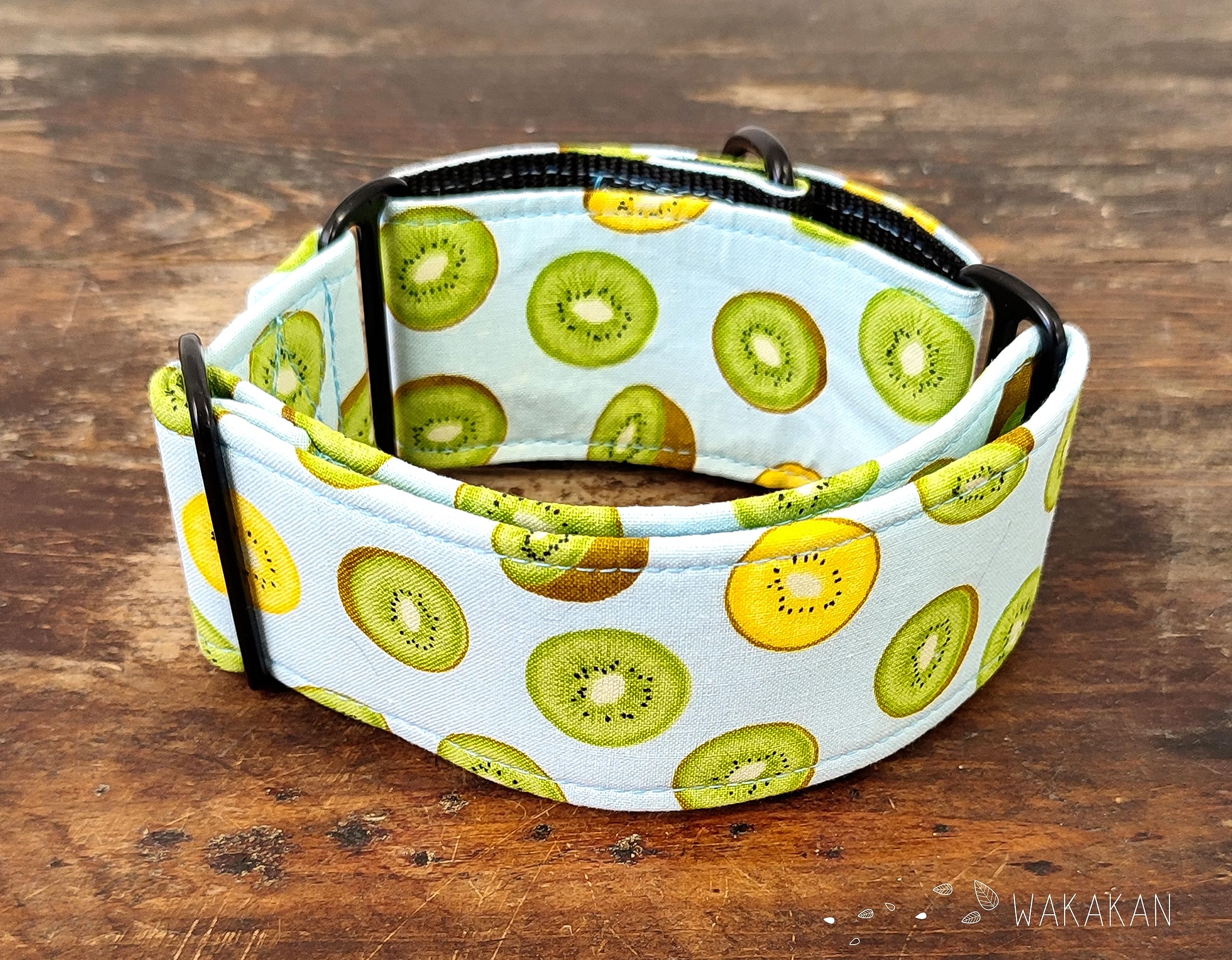 Collar Martingale Para Perro: Juicy Kiwi, Hecho a Mano en España por Wakakán