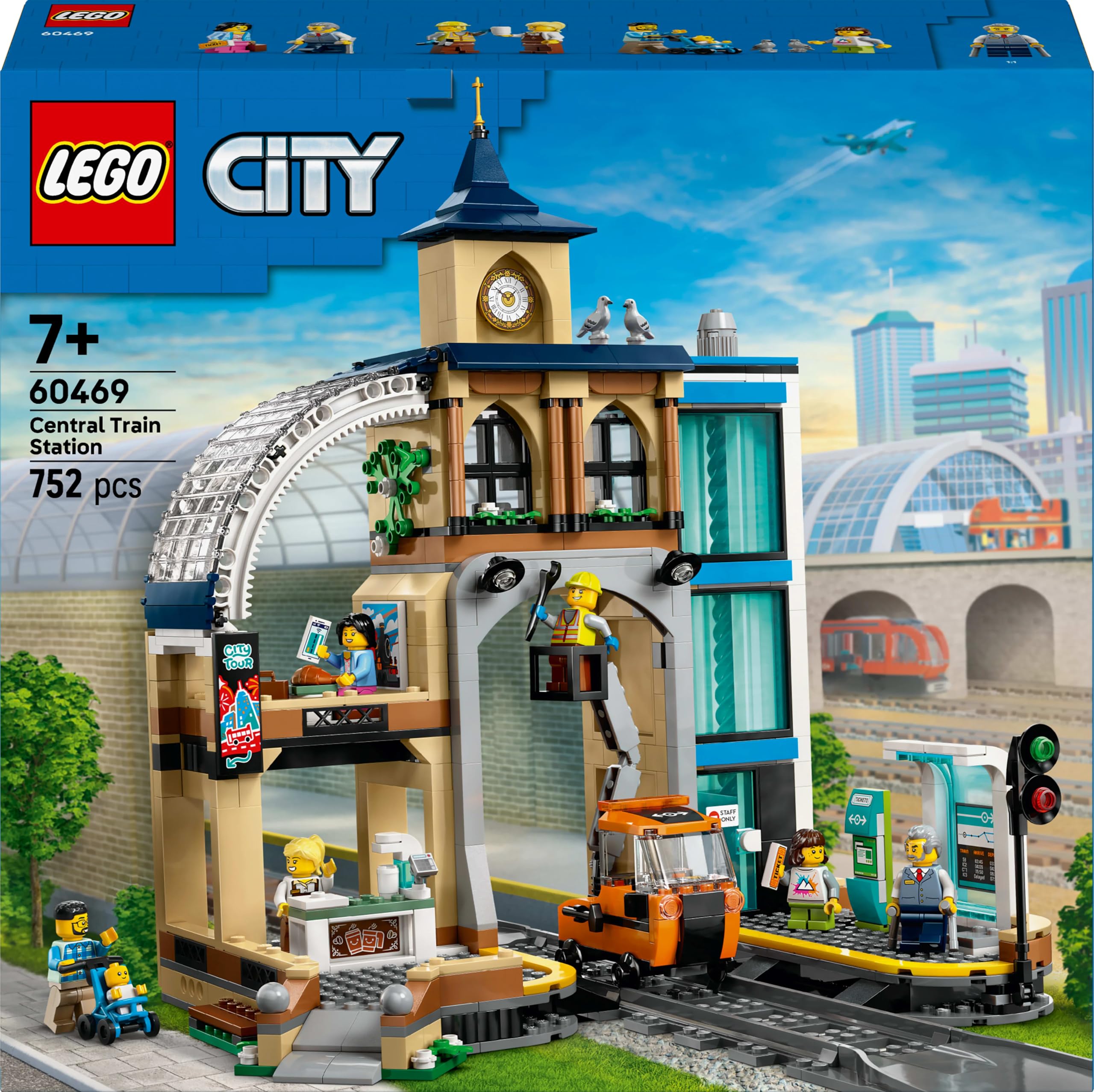 LEGO City Centralny dworzec kolejowy, zabawka dla 7-latka z pojazdami kolejowymi, wagon z wysięgnikiem, sześć minifigurek, figurka dziecka i dwa gołębie, prezent dla chłopca i dziewczynki 60469
