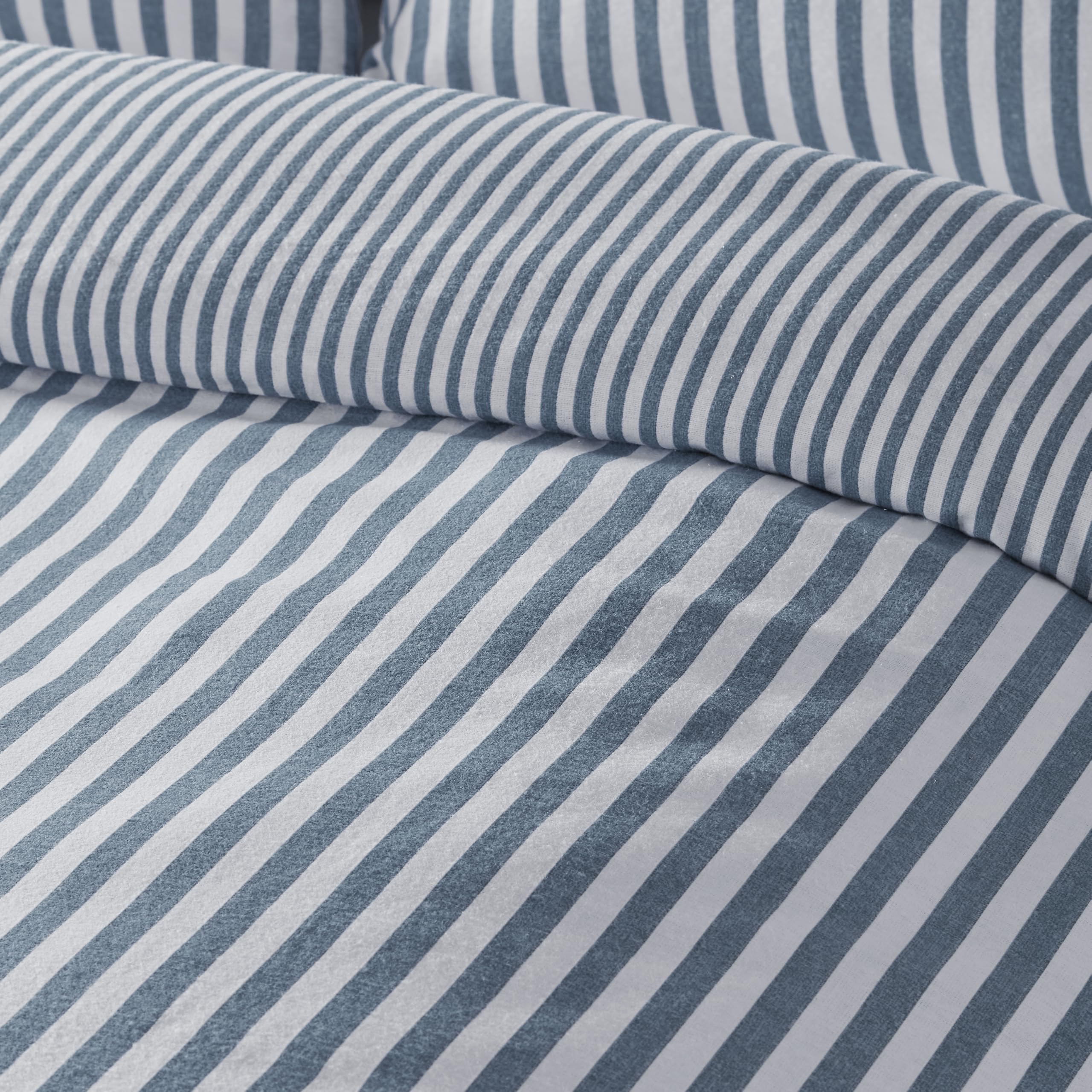 Catherine Lansfield Brushed Stripe Cotton Reversible Super King Duvet Cover Set including Pillowcases Blue - Image 4