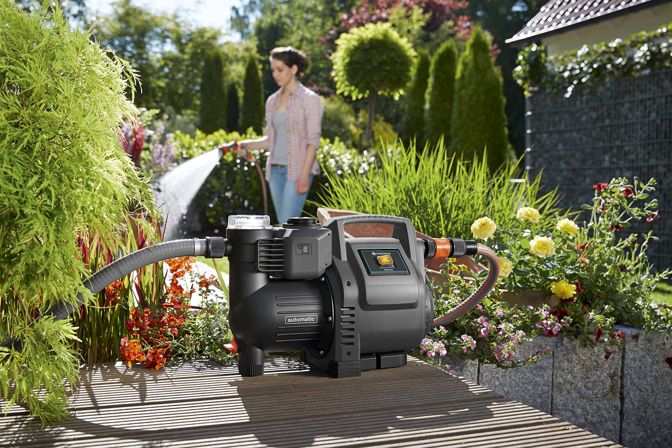 Gardena Hauswasserautomat 3500/4E: Robuste Hauswasserpumpe, vollautomatisch, mit LED-Blinklicht-Frequenz, Fördermenge 3500 l/h, Thermoschutzschalter, Trockenlaufsicherung (1757-20)