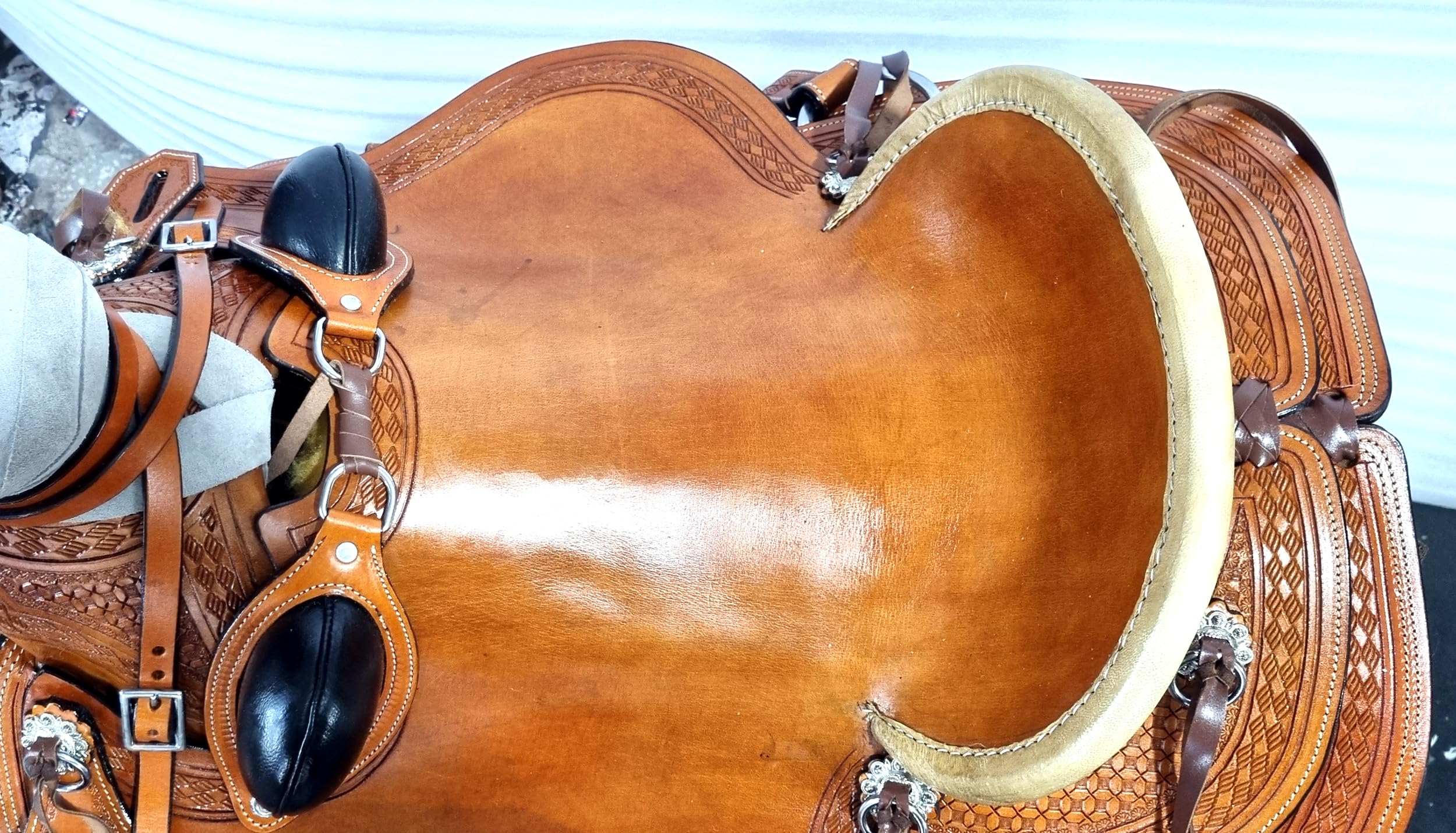 Widelec Premium Western Leather Wade Tree Roping Ranch Koń Siodło 25 cm do 45.7 cm Seat ST-WLS-222