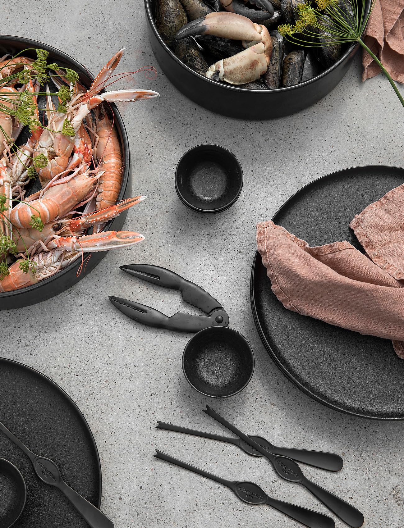 ByOn 72201901 - Juego de cubiertos para conchas y mariscos (6 piezas, acero inoxidable), color negro