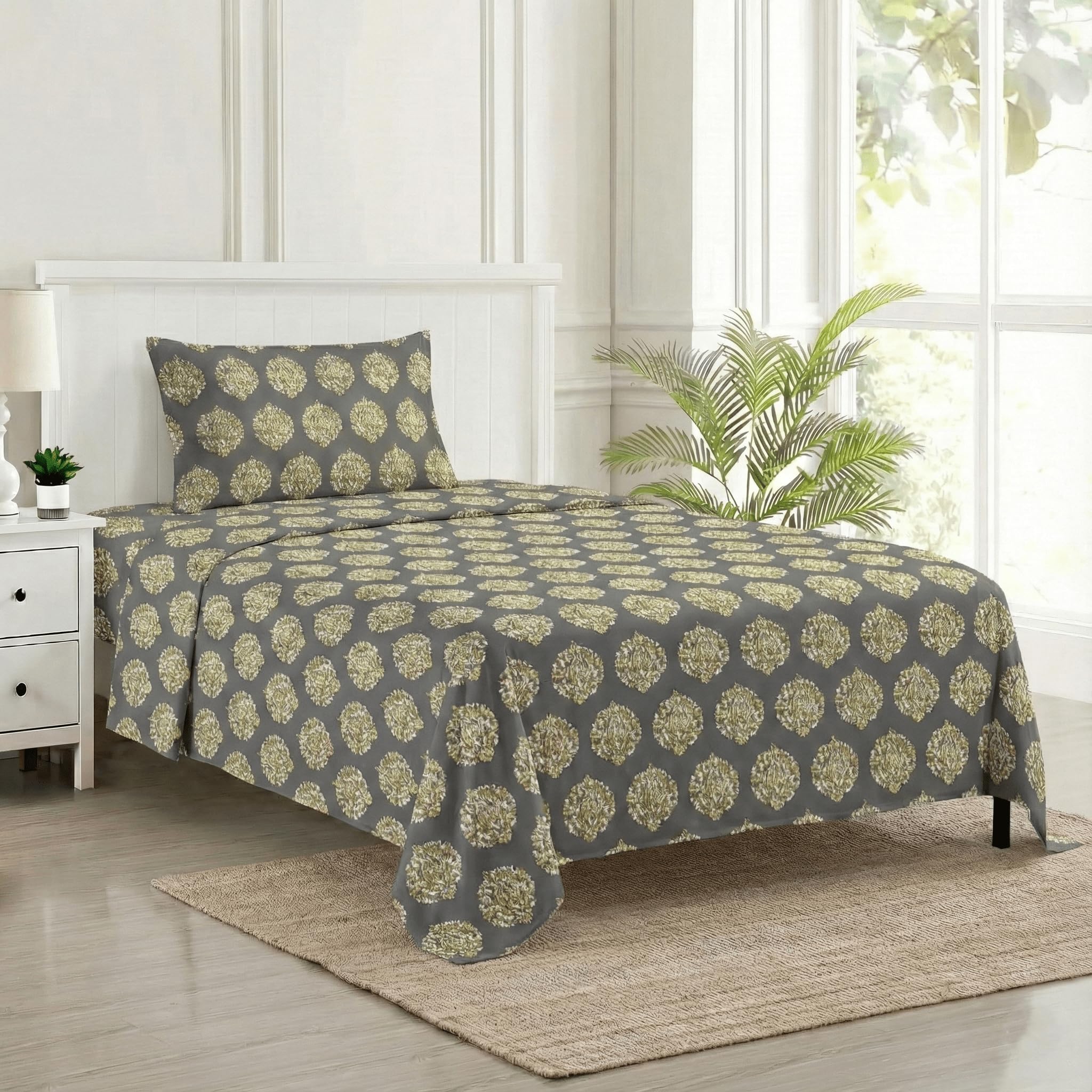 Trance Home Forest Green Cotton Queen Bedsheet Set -27