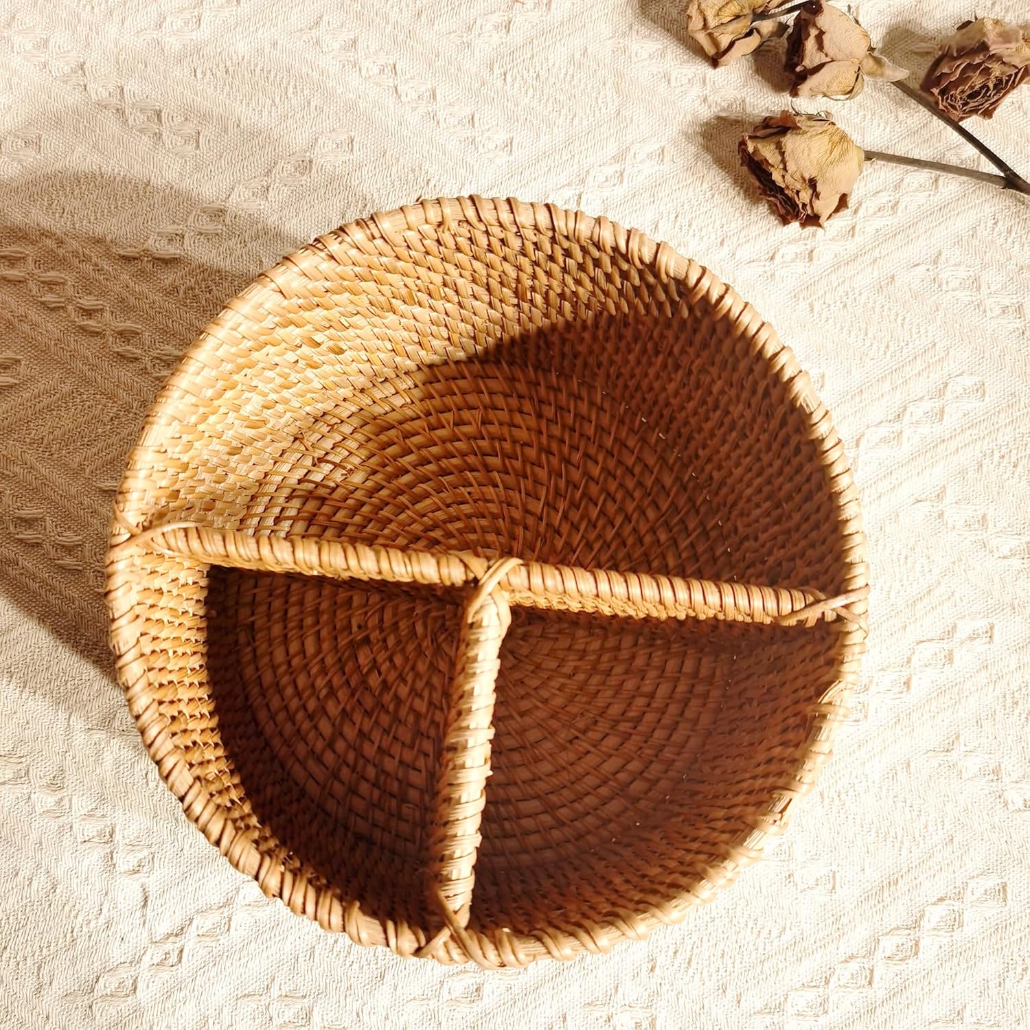 i-lan Natural Rattan 3 Compartments Storage Holder Cosmetics Organizer Utensil and Seasoning Bottle Serving Basket for Party(200mm 3-compartment Round Box)