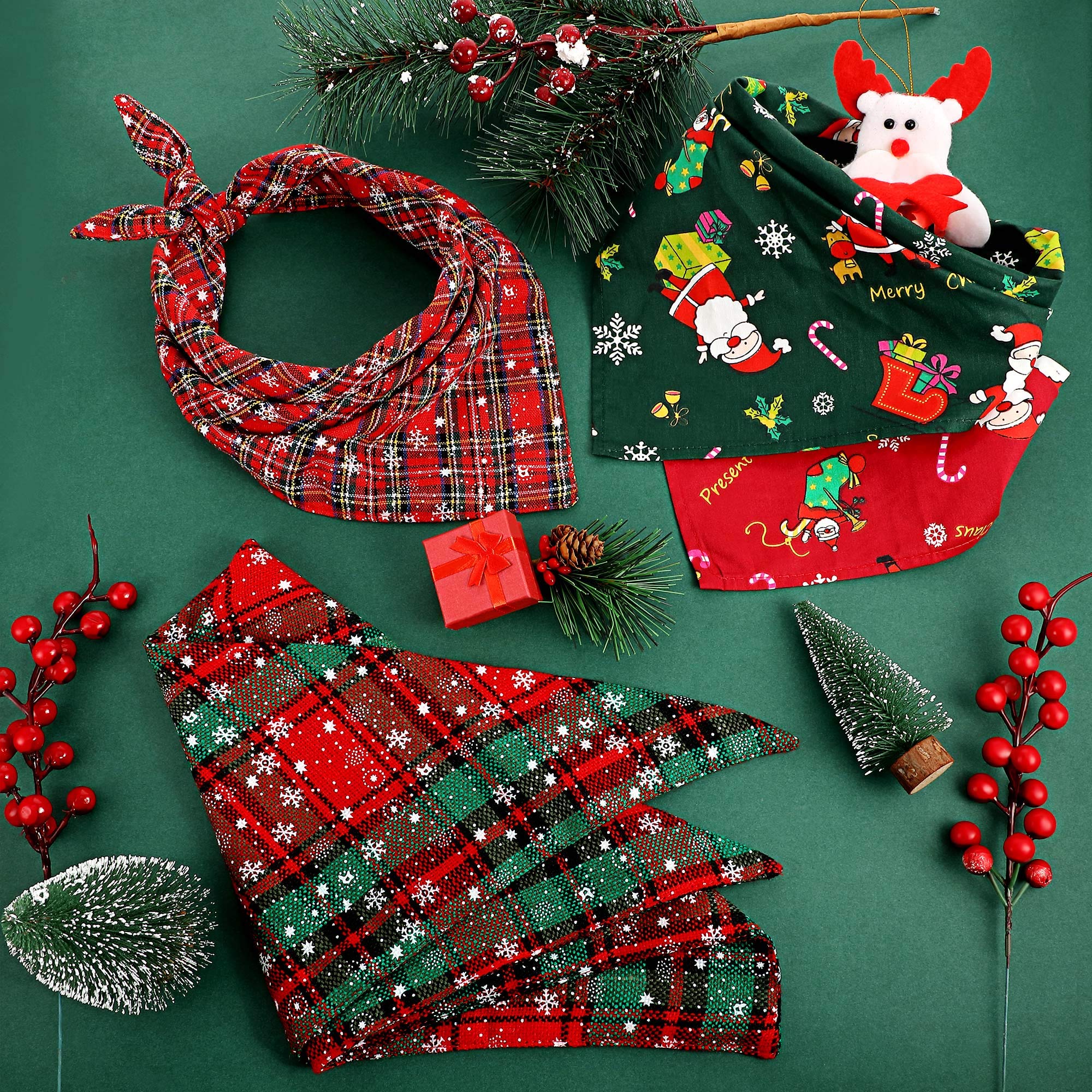 Sadnyy Weihnachts-Hundebandanas – 50 Stück Buffalo Plaid & Schneeflocken | Baumwolle, Waschbar, Verstellbar