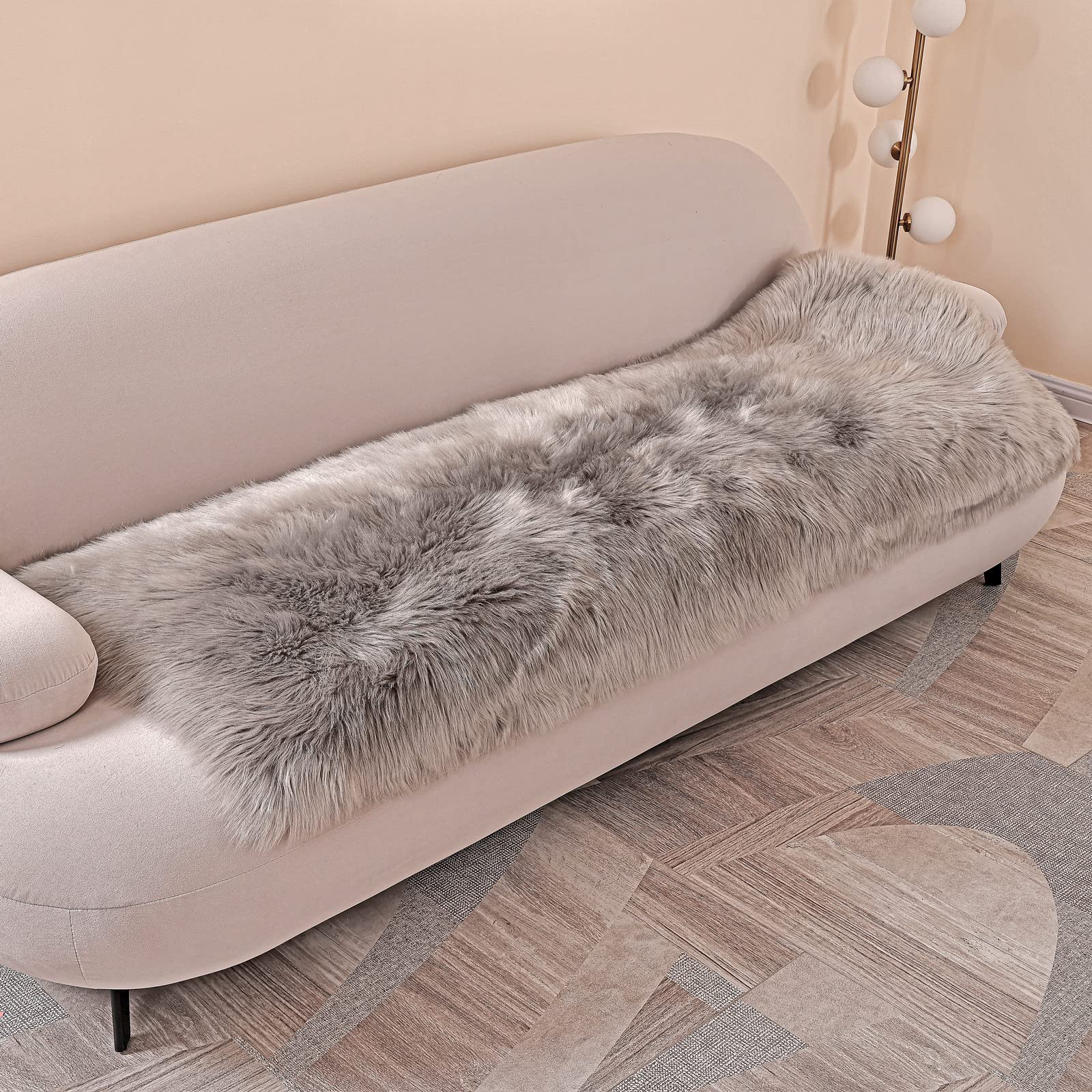 Faux tappetto di pelle di pecora tappeto, Pecora Agnello imitazione pelliccia sintetica decorativa, adatto per tappeto per soggiorno, tappetino per il letto (Grigio, Rectangle 80 x 180 CM)