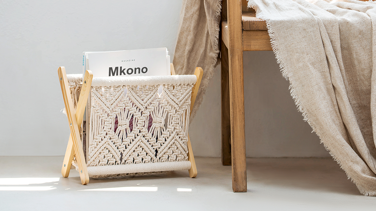 Amazon.com: Mkono Macrame Magazine Holder, Boho Woven Book Rack