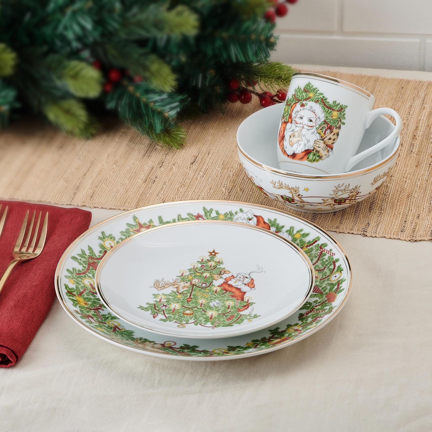 Fitz and Floyd St. Nicholas Gold Banded Holiday 16 Piece Dinnerware Set, Service for 4