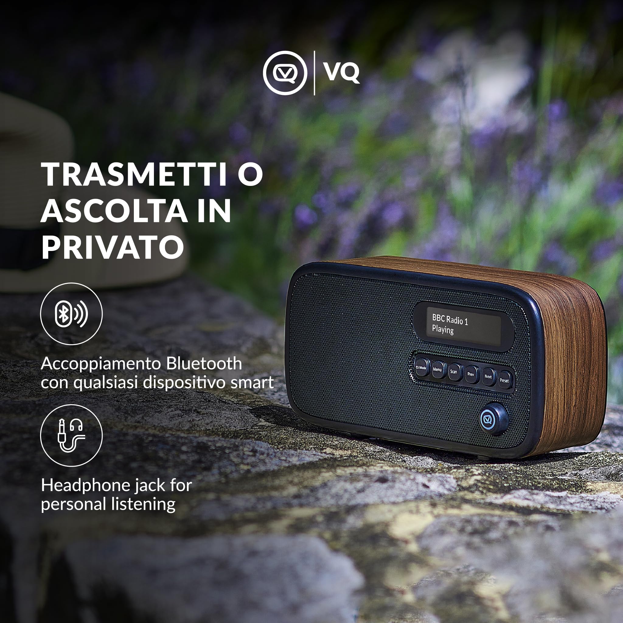 VQ Dexter Radio DAB Plus/DAB con FM, Altoparlanti Stereo da 3W e Schermo LCD - Alimentata da Rete e Batteria, Radiolina Portatile con 60 Preselezioni, Antenna e Presa Cuffie - Noce