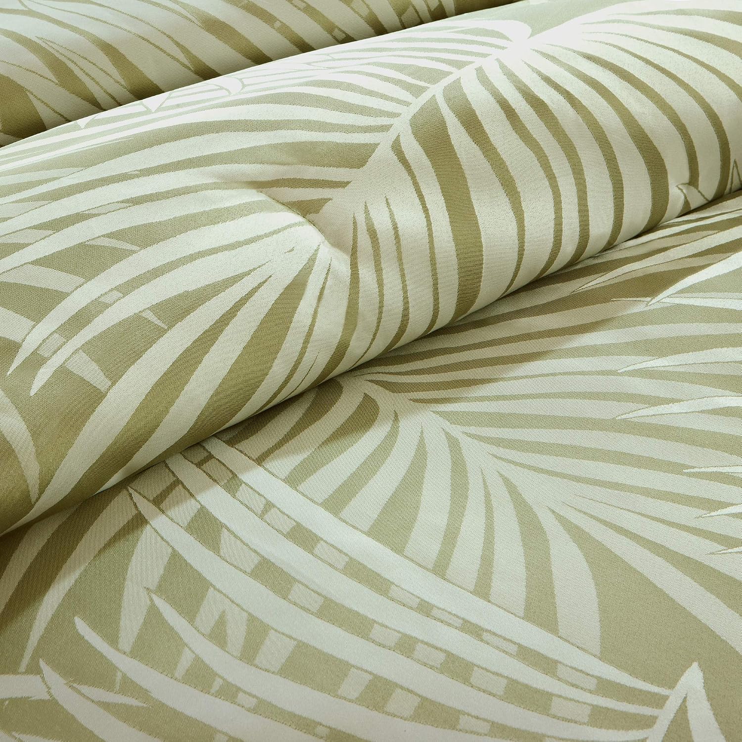 Madison Park Comforter Scenic Design All Season Down Alternative Set, Matching Bed Skirt, Decorative Pillows, Cal King(104"x92"), Freeport, Palm Leaf Green, 7 Piece