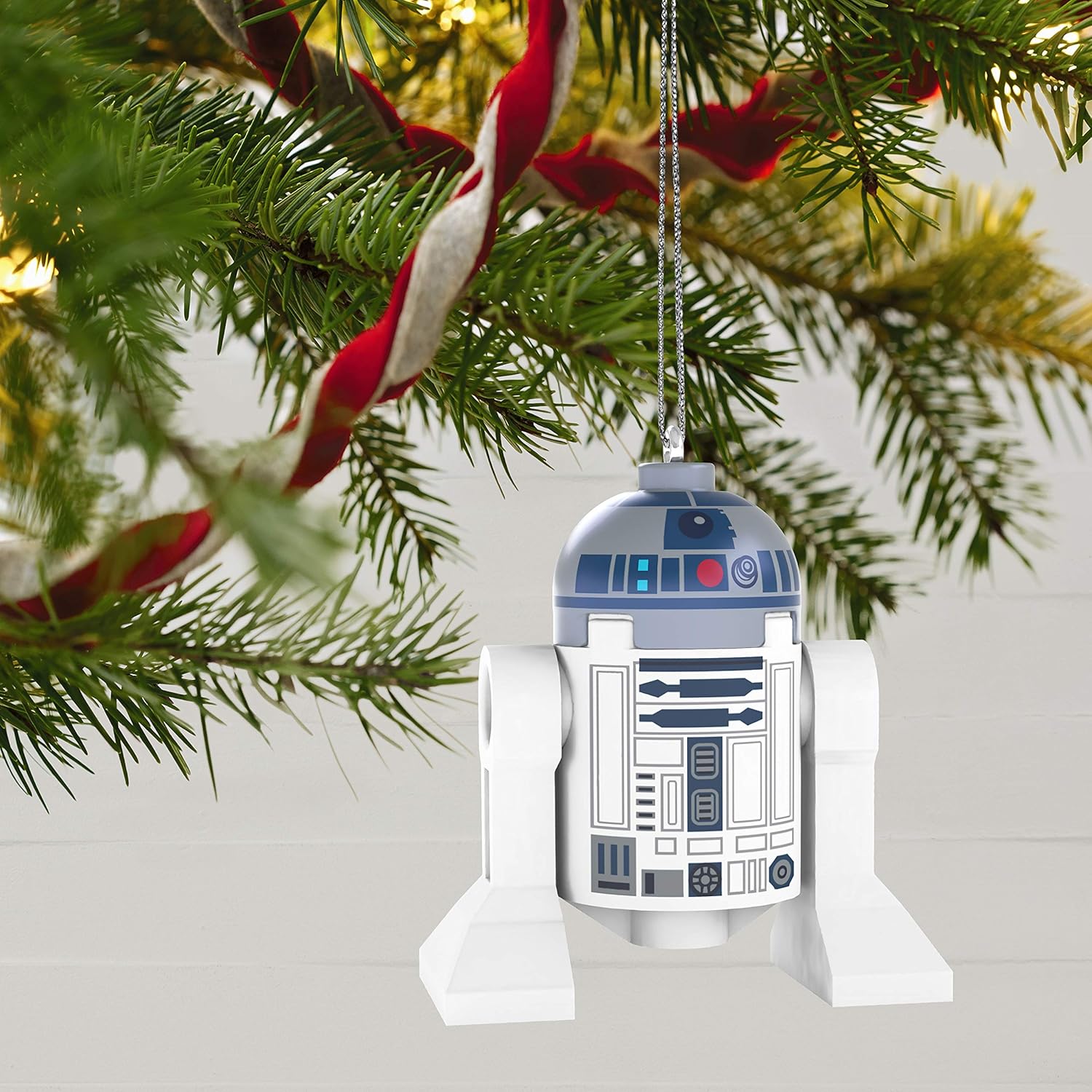 Hallmark Keepsake Christmas 2019 Year Dated Lego Star Wars R2-D2 Ornament, R2D2