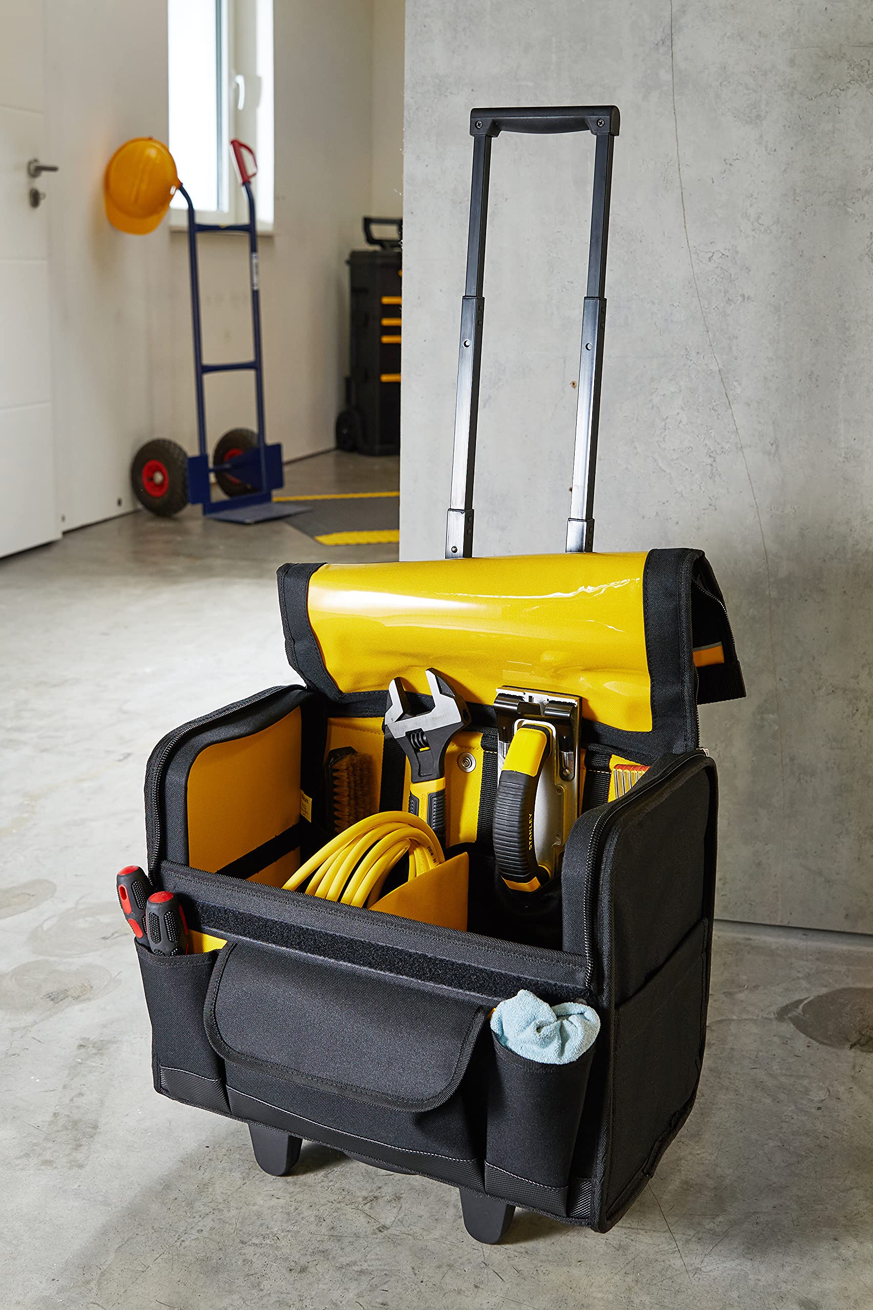 STANLEY, BORSA IN TESSUTO 18" CON RUOTE . 1-97-515