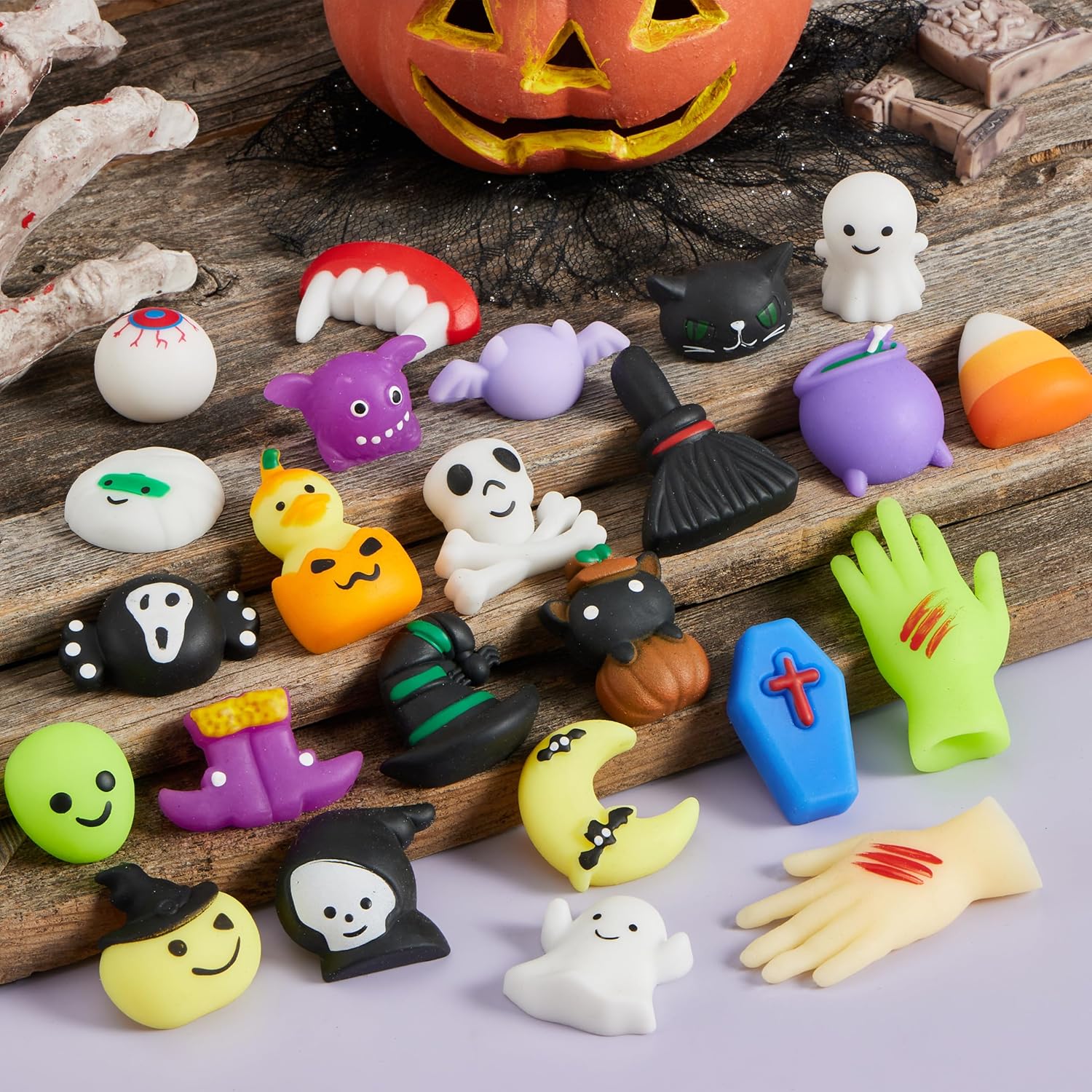 JOYIN 24 PCS Halloween Mochi Squishy Toys, Mini Mochi Toys for Halloween Party Favor Goodie Bag Fillers, Cute Squeeze Toy Stress Reliever Anxiety for Kids Gift, Classroom Prizes
