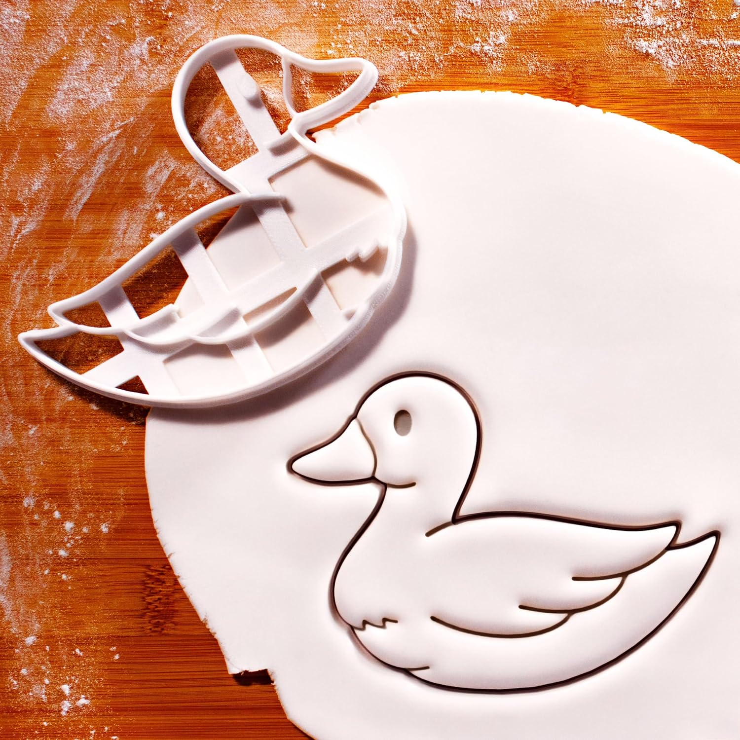 BAKERLOGY Set of 2 Ducks Cookie Cutters (Baby Duck and Mother Duck) - Detailed Biscuit Cutter Design for Baking and Crafts, ideal on fondant, dough, clay