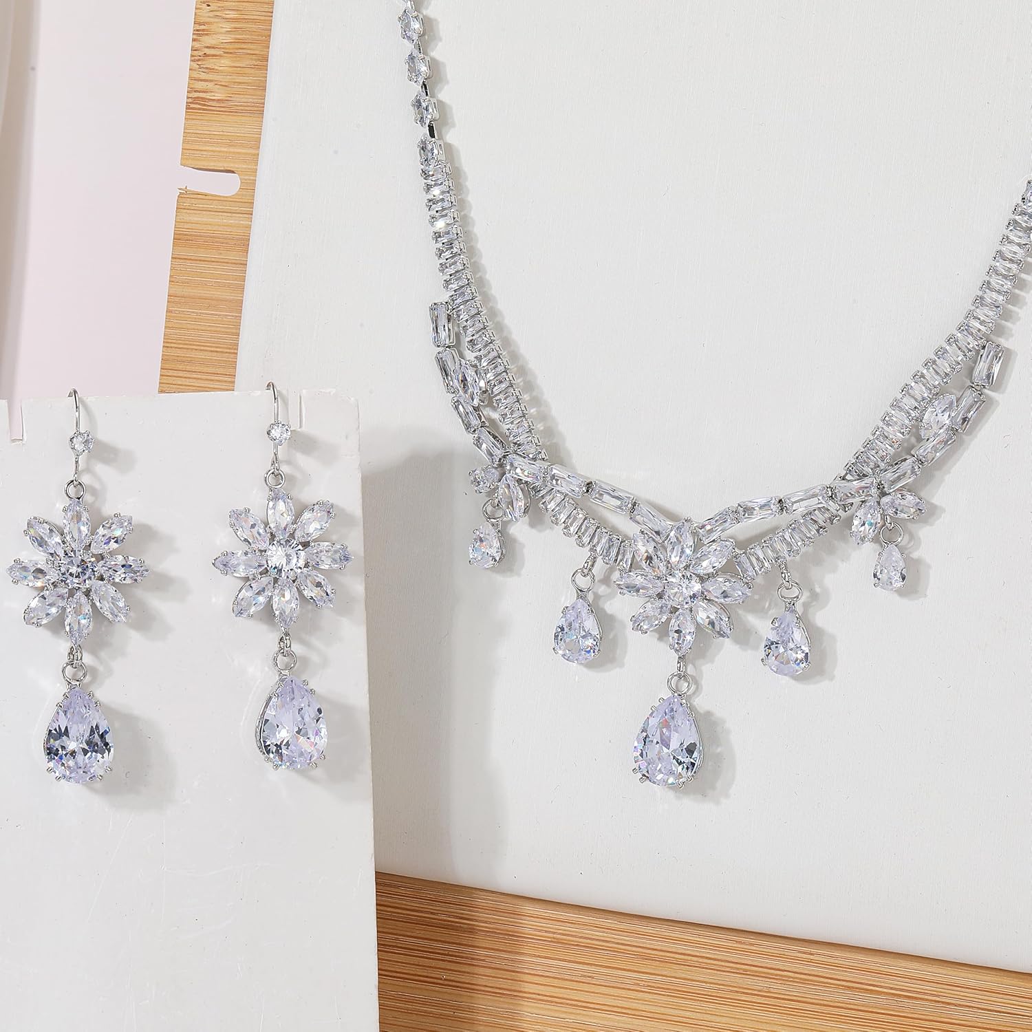 AMYJANE Women's Wedding Jewelry Crystal Flower Necklace Dangle Earrings Set for Brides Bridesmaid CZ Rhinestone Teardrop Jewelry Set for Prom Costume Jewelry Accessories