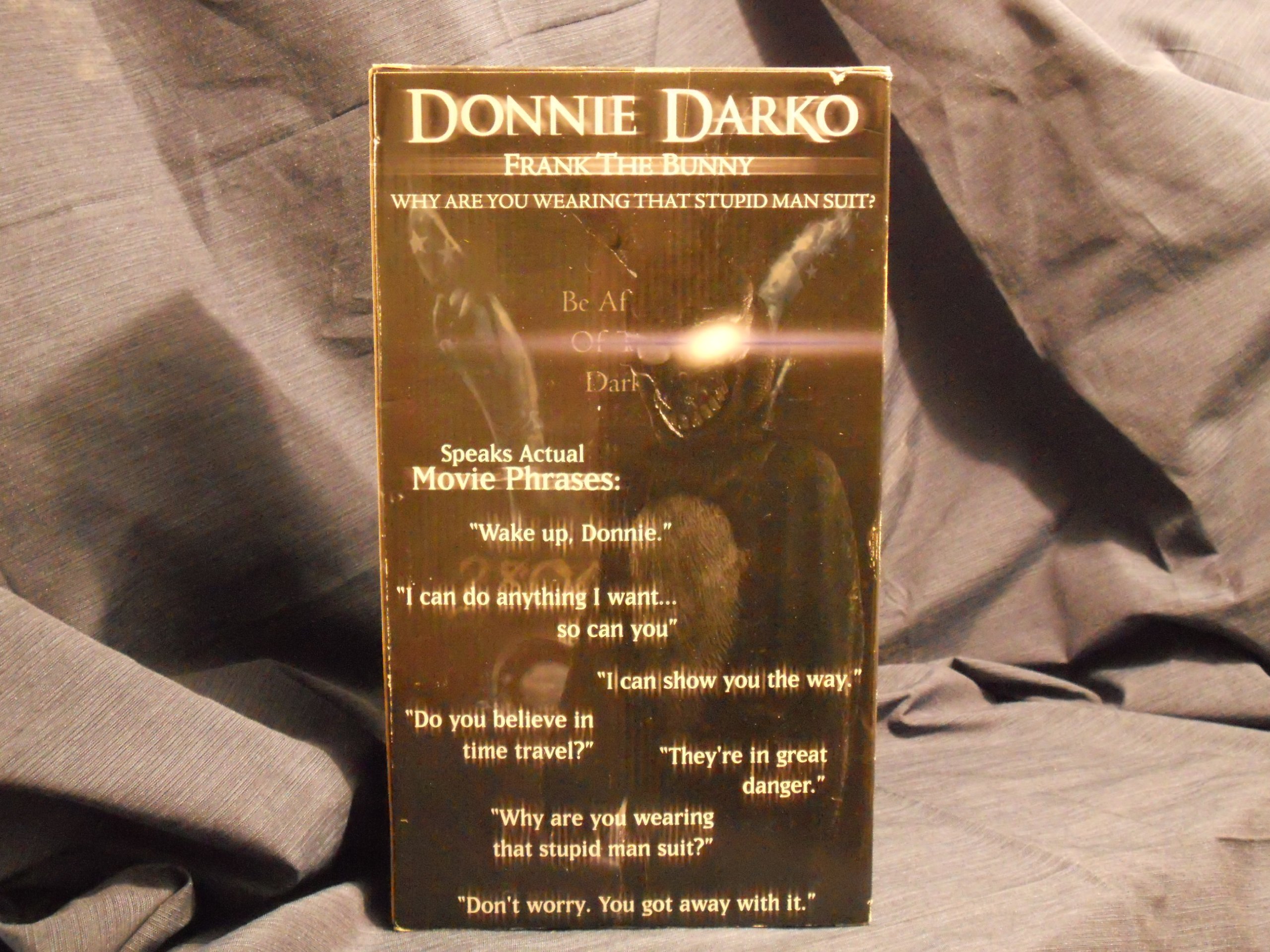 NECA Figura de acción de Donnie Darko Frank The Bunny Deluxe