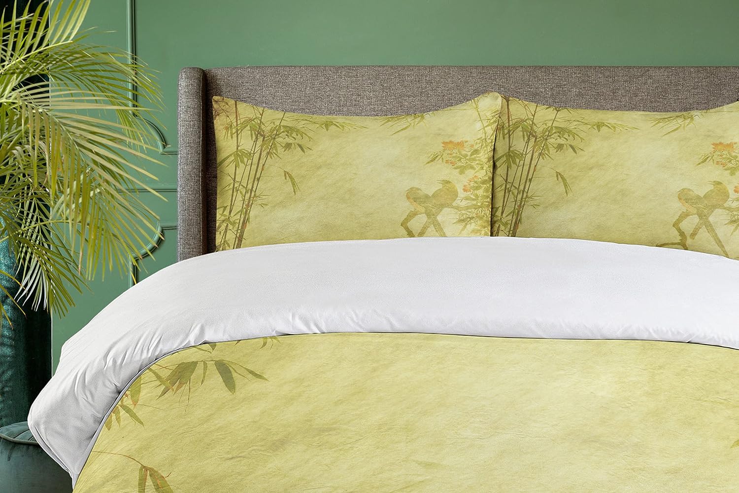 Ambesonne Asian Themed Duvet Cover Set, Silhouettes of Birds on The Branch Twig Retro Inspired Wild Life Art Print, Decorative 3 Piece Bedding Set with 2 Pillow Shams, Queen Size, Green