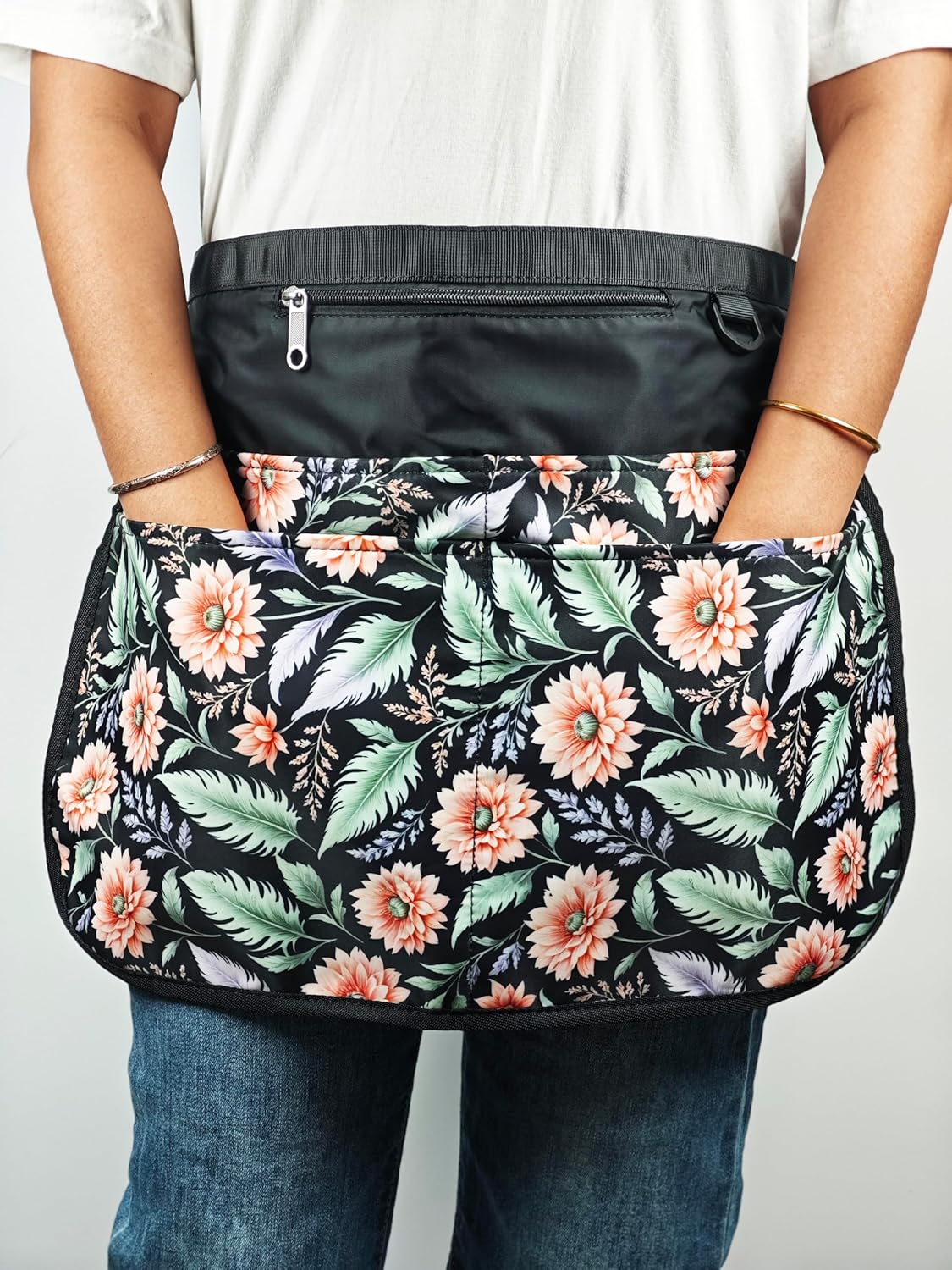 Waterproof Server Apron for Women with 7 Pockets,Quickly Put on and Take off Waitress Apron,Work Apron for Bartender Barista - Image 3