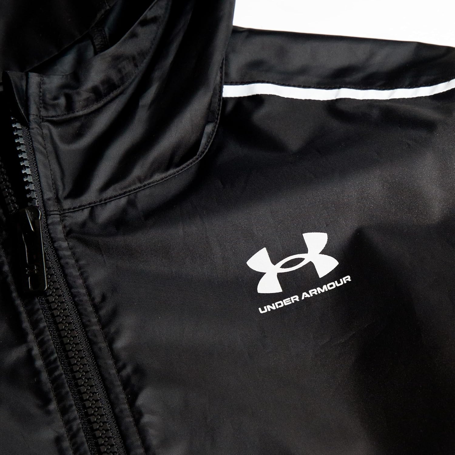 Under Armour Boys' Manataug Hooded Windbreaker Jacket