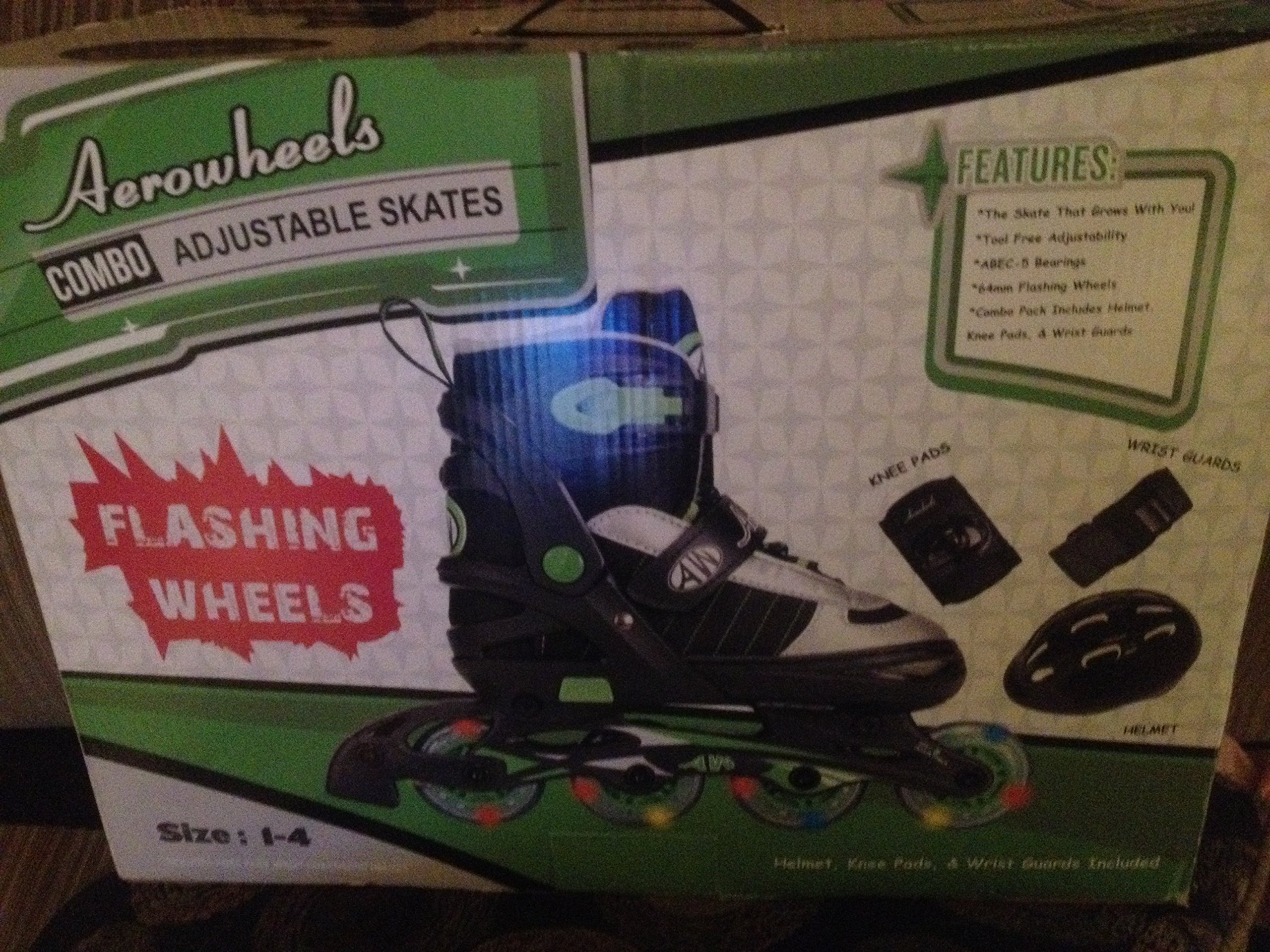 Aerowheels Adjustable Skates (Flash Wheels) + Helmet +Pads