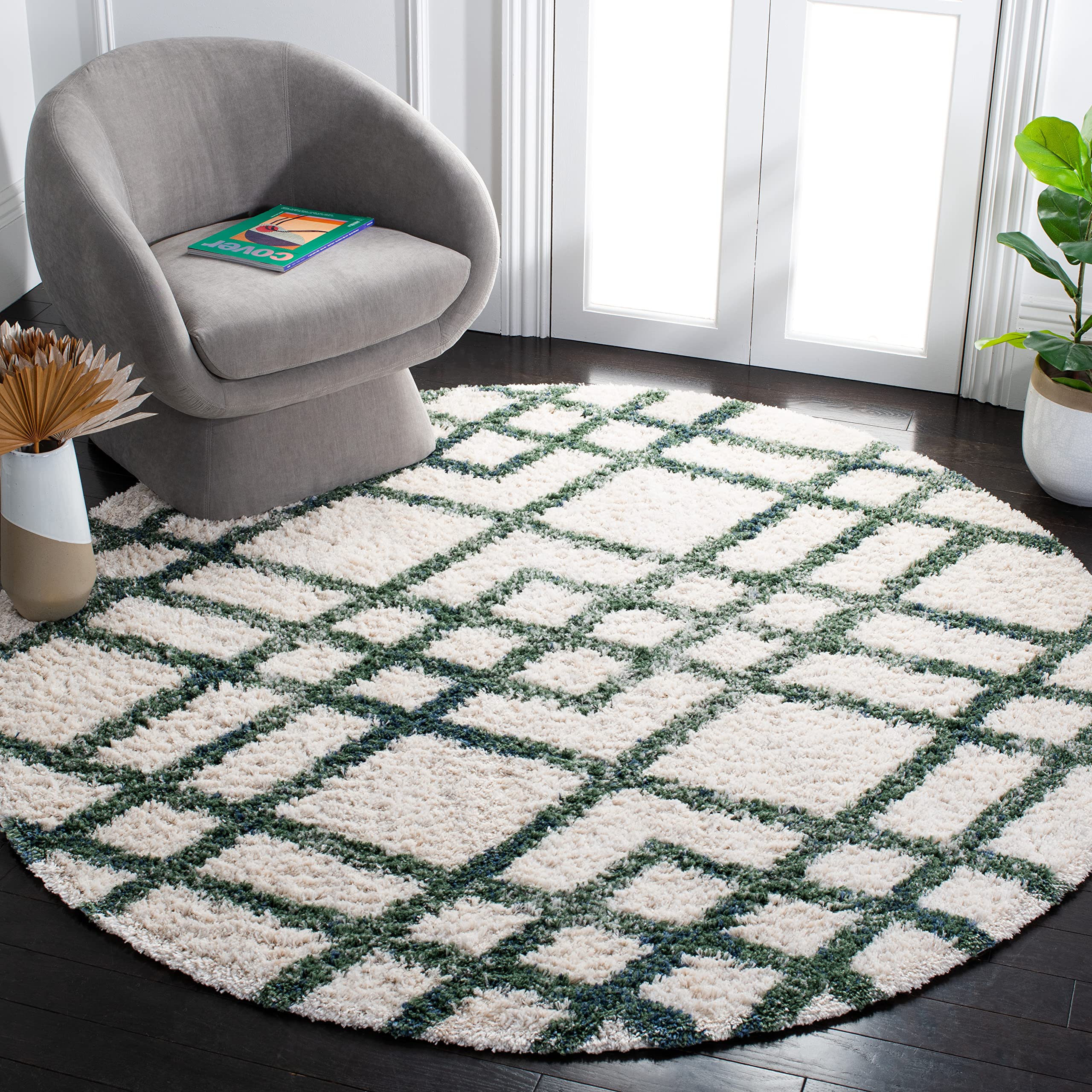 Safavieh Shag Rug for Living Room, Dining Room, Bedroom - Berber Shag Collection, Short Pile, in Ivory, 91 X 91 cm