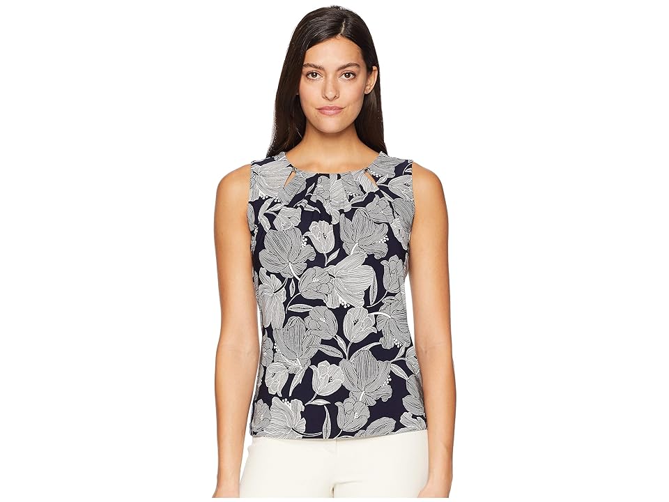 

Tommy Hilfiger Large Floral Bead Neck Knit (Midnight/Multi) Women's Clothing