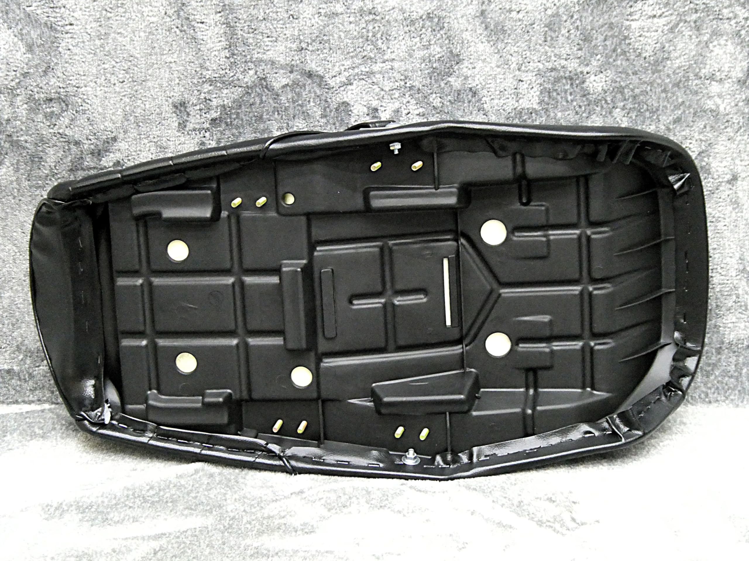 Amazon | XJ400 黒皮 タックロールシート/ブラック 400D 400E XJ550
