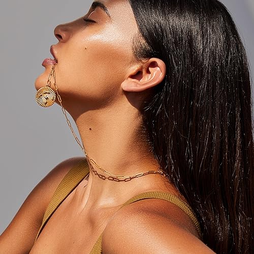 Miniatura 9 de OAK & LUNA - Medallion Custom Engraved Pendant Necklace - Sterling Silver or 14K Solid Gold - Up to 4 Initials